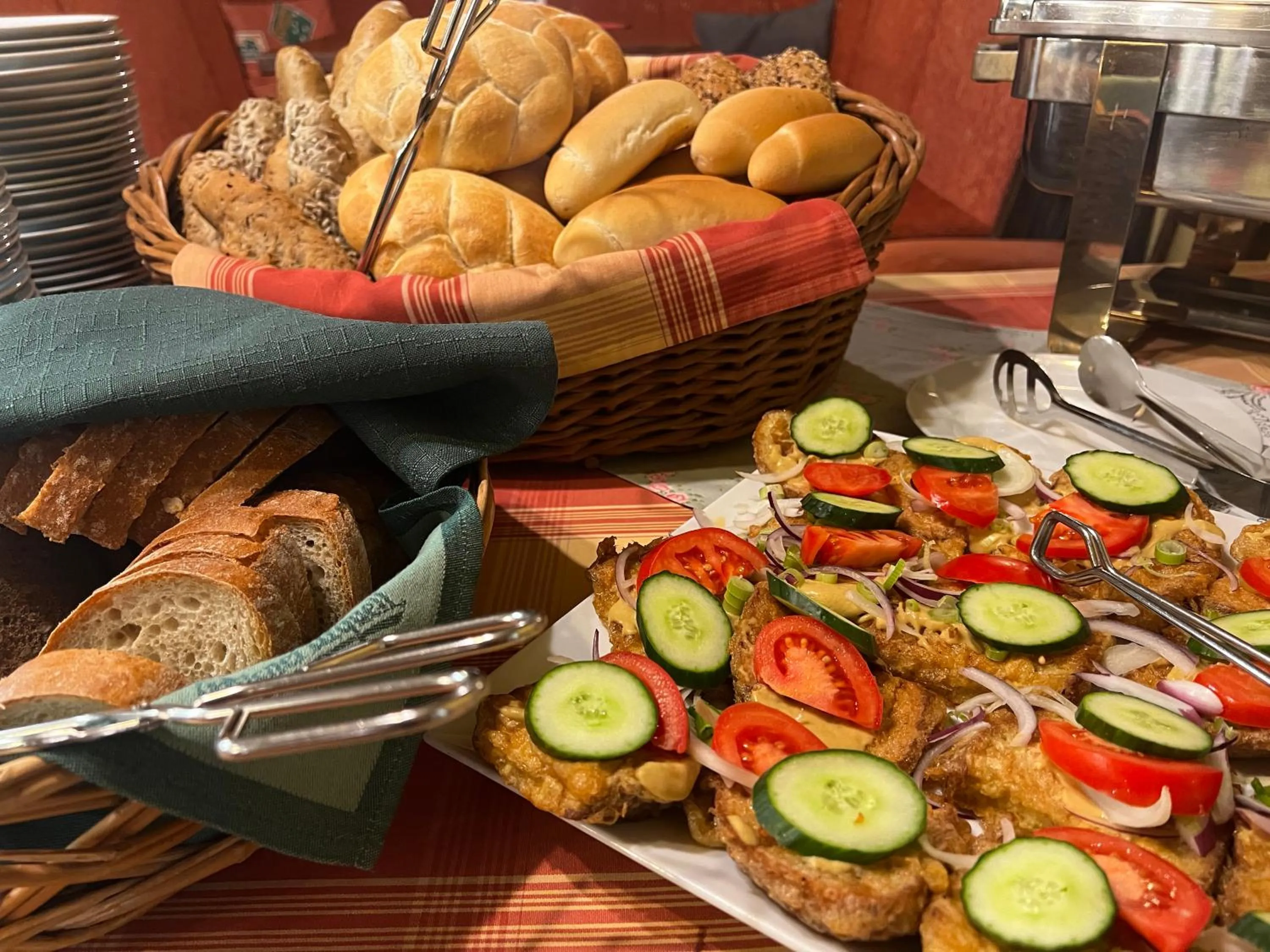 Buffet breakfast in Alpský Hotel