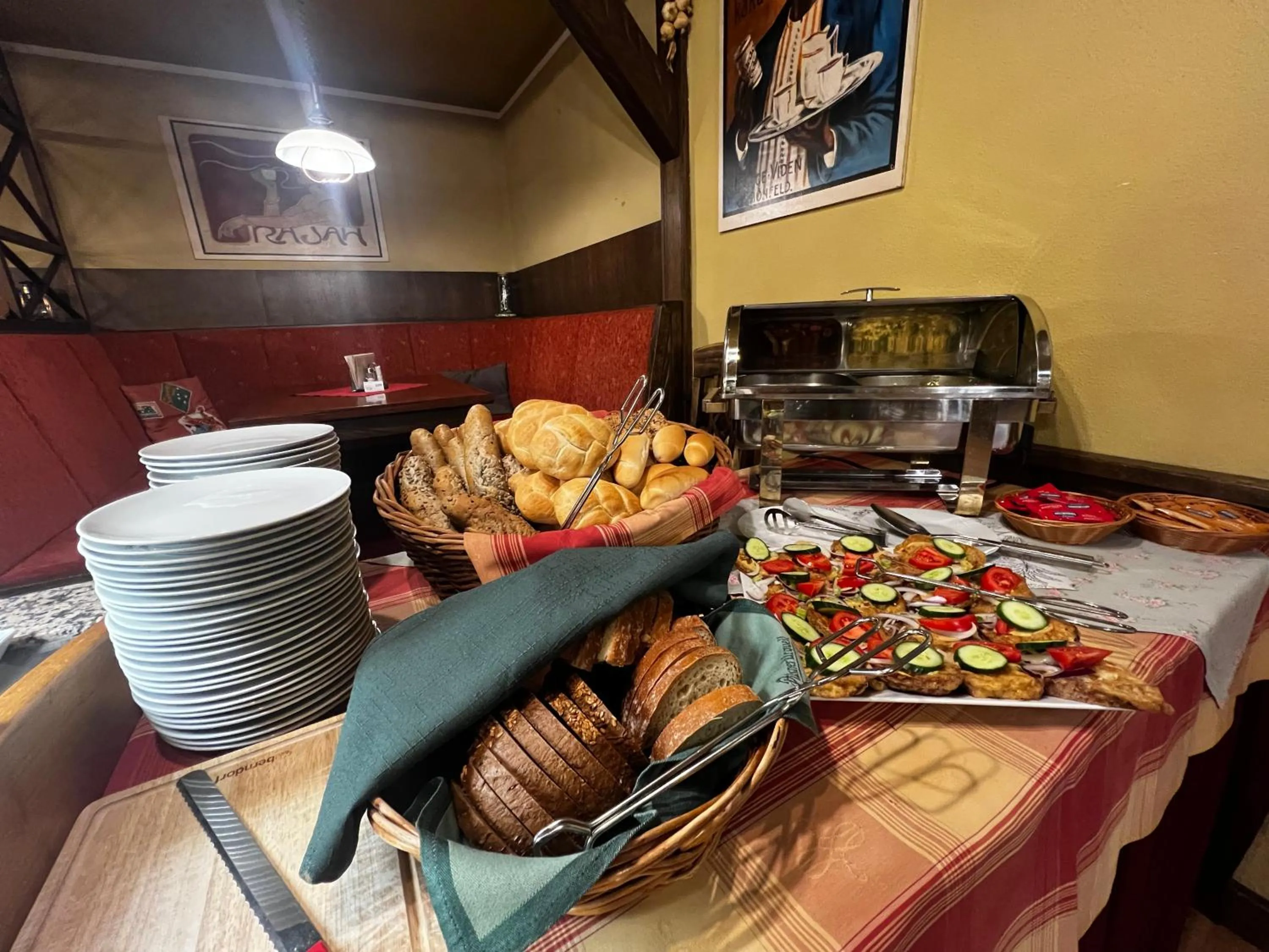 Buffet breakfast in Alpský Hotel