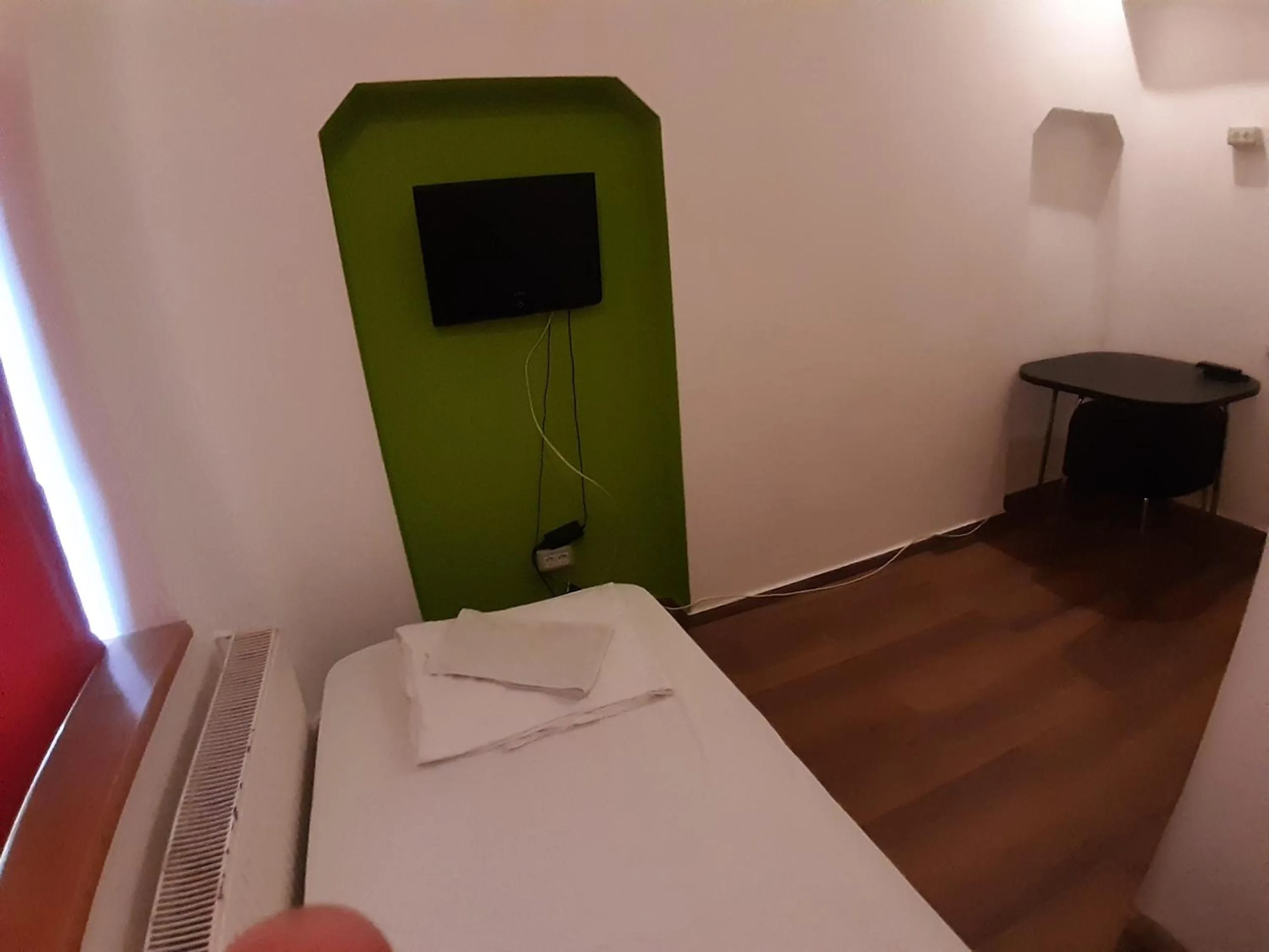 Bed in Central Accommodation budget by HR