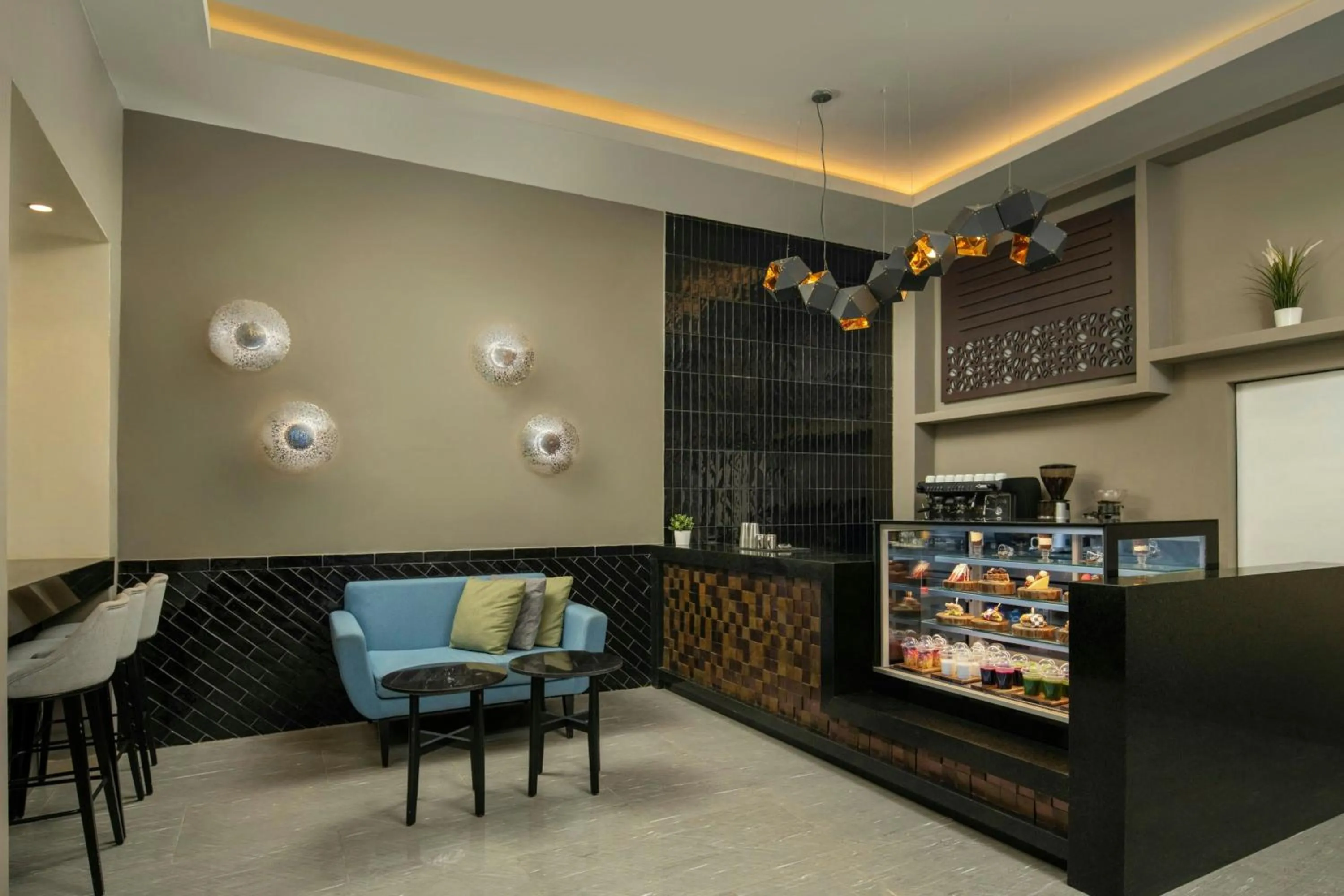 Lounge or bar in Temptation Grand Miches Resort - All Inclusive - Couples Only