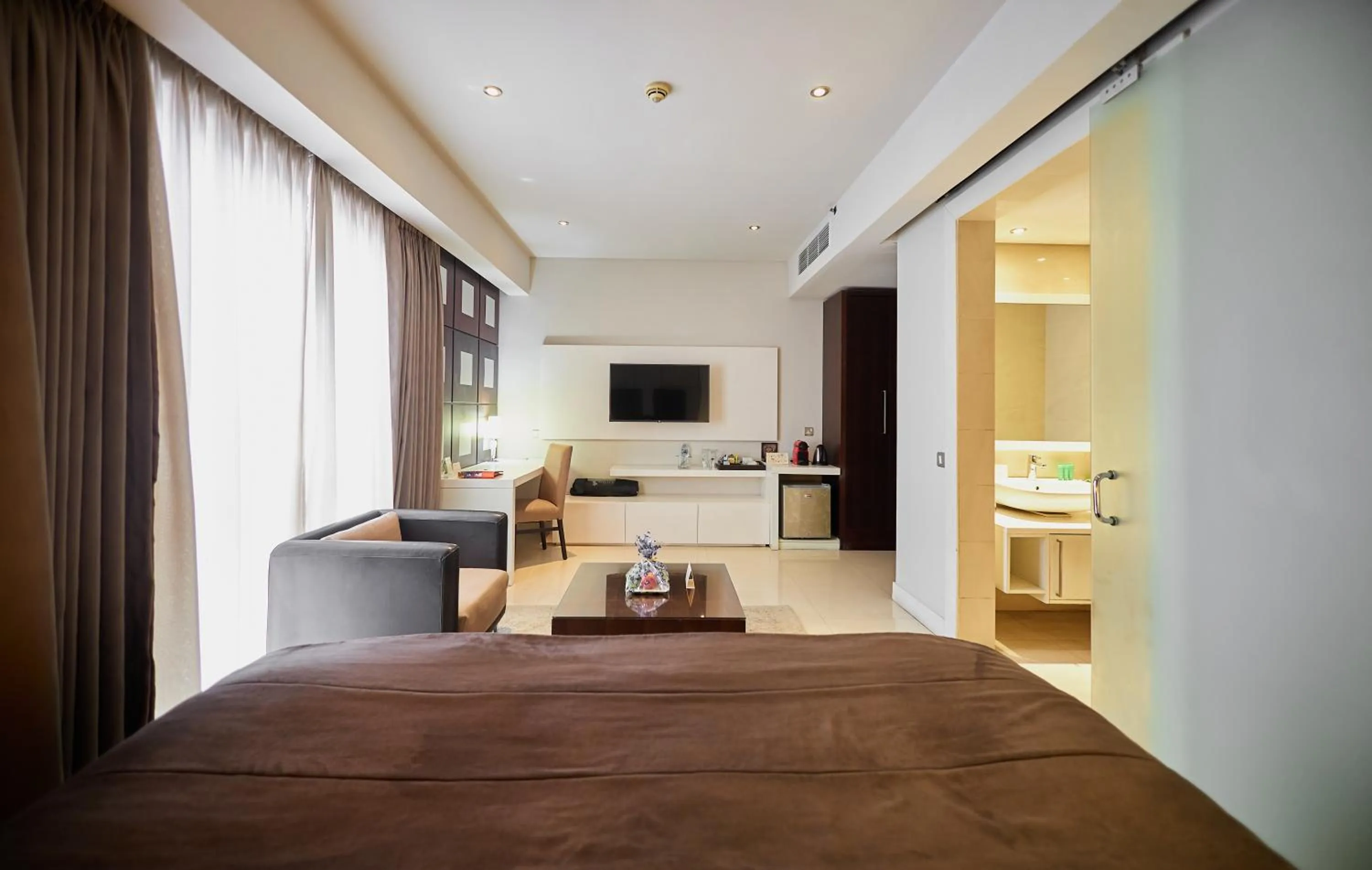 Photo of the whole room, Bed in The Wheatbaker