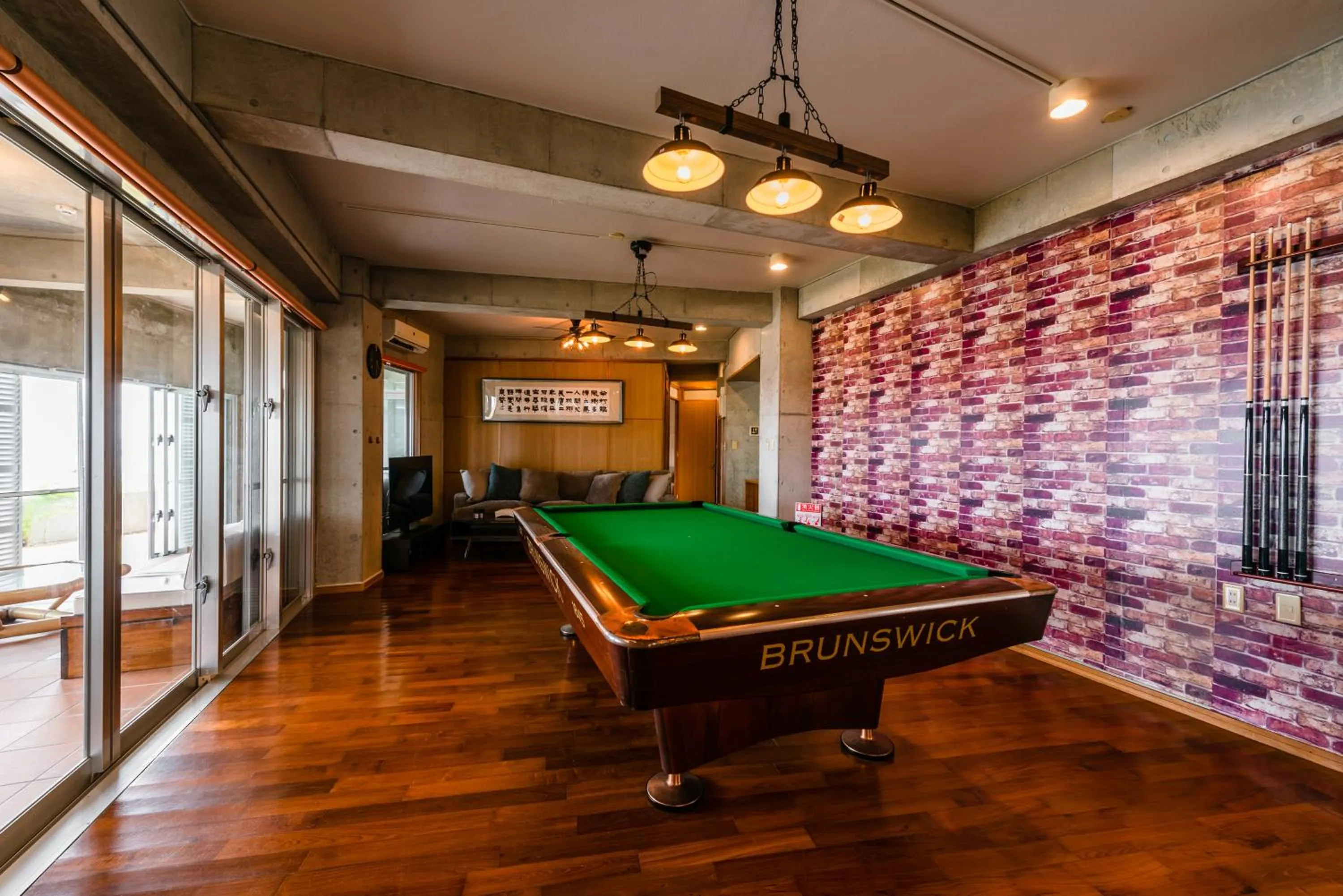 Billiard in Pine House in Ginoza