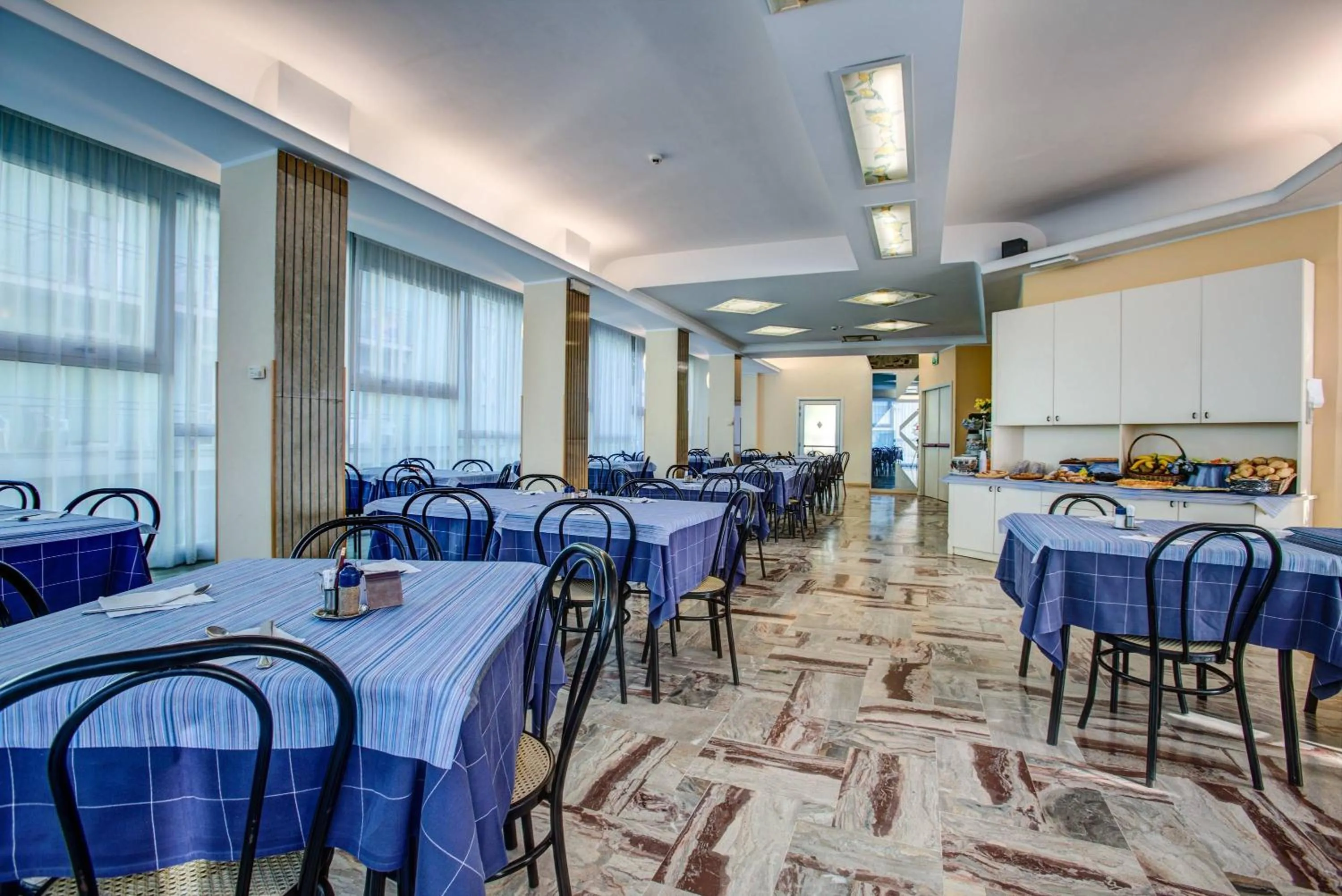 Restaurant/places to eat in Hotel San Paolo