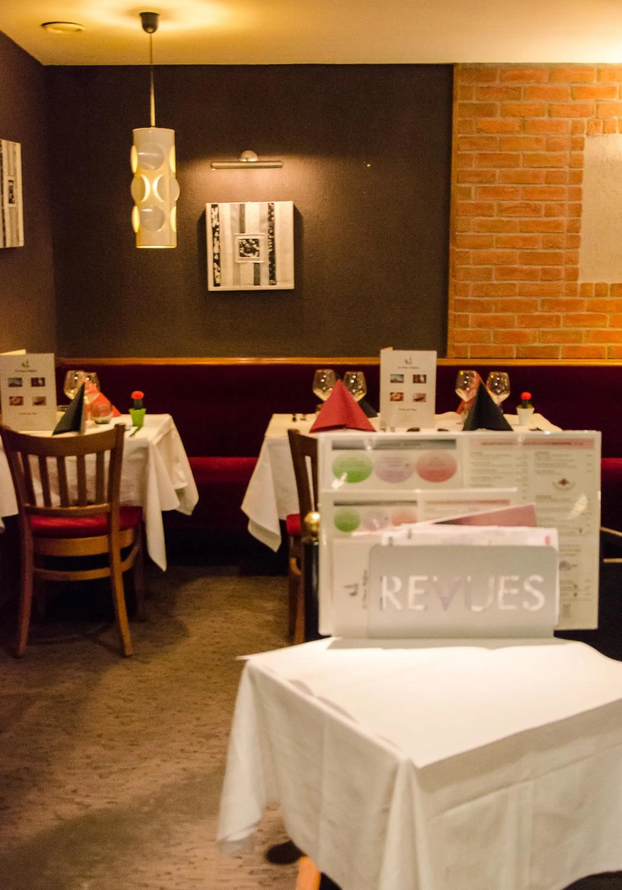 Restaurant/places to eat in Le Vieux Beffroi