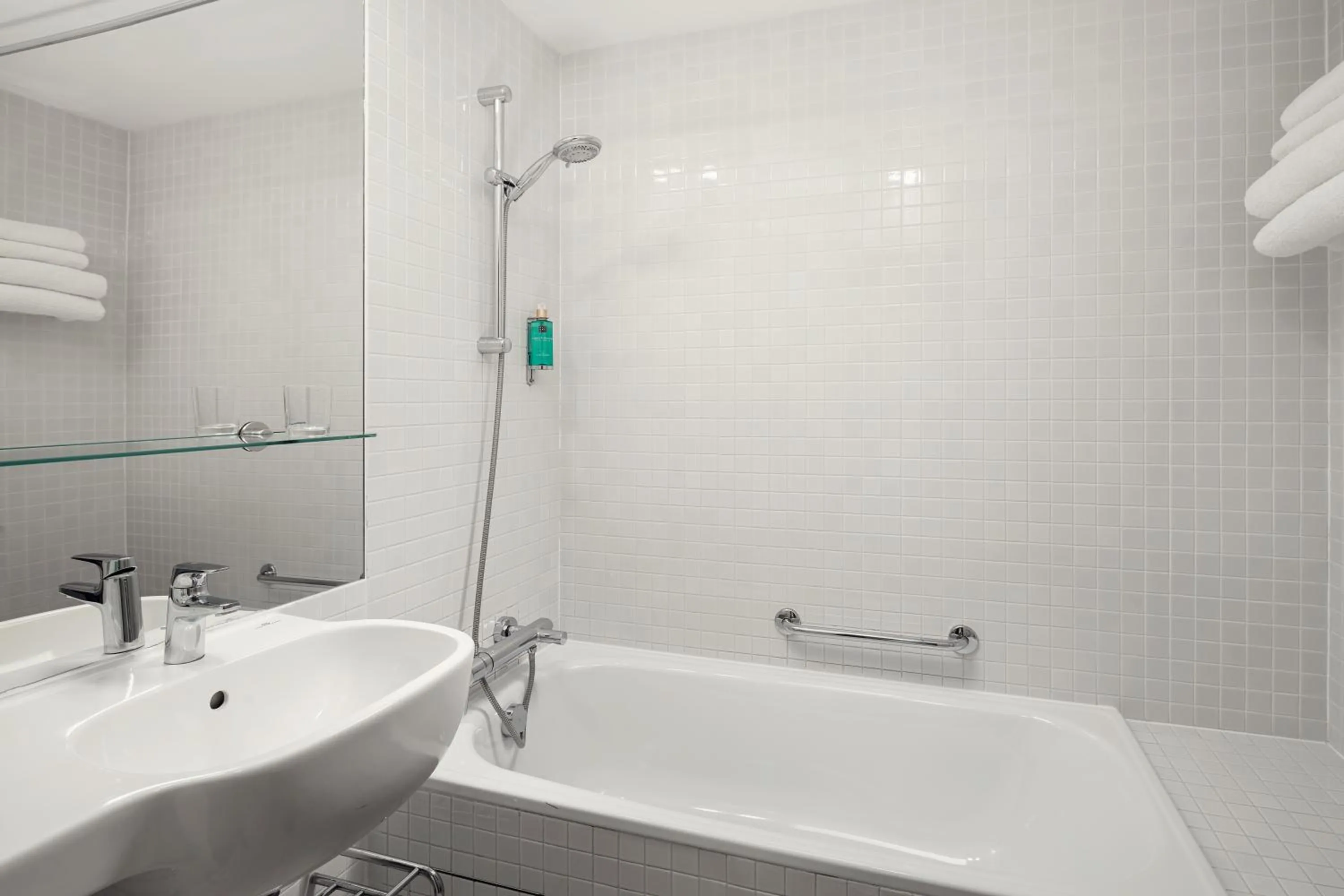 Bathroom in Metropol Design Hotel Old Town