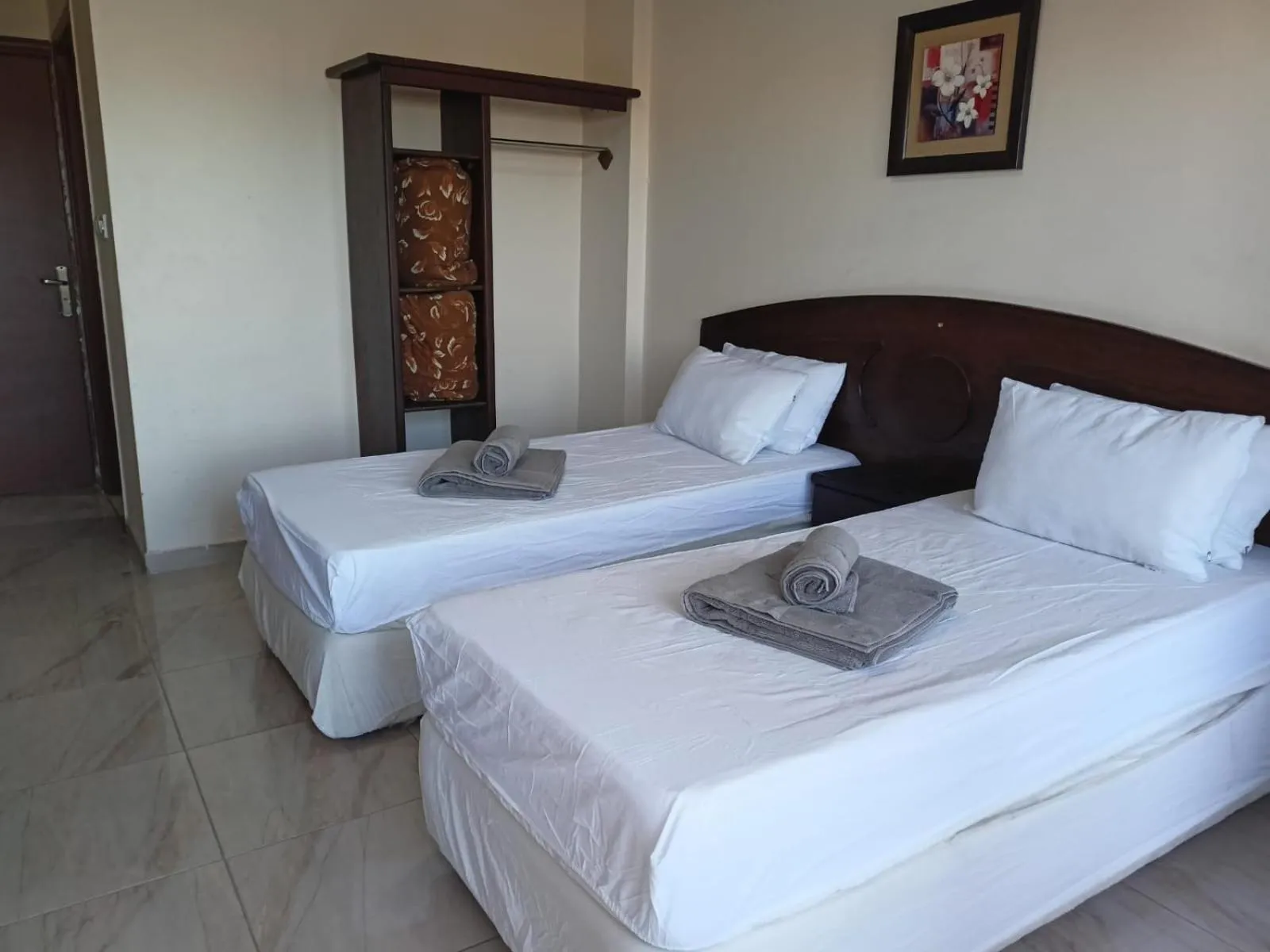 Economy Twin Room - single occupancy in Baraka Al Aqaba Hotel Suites