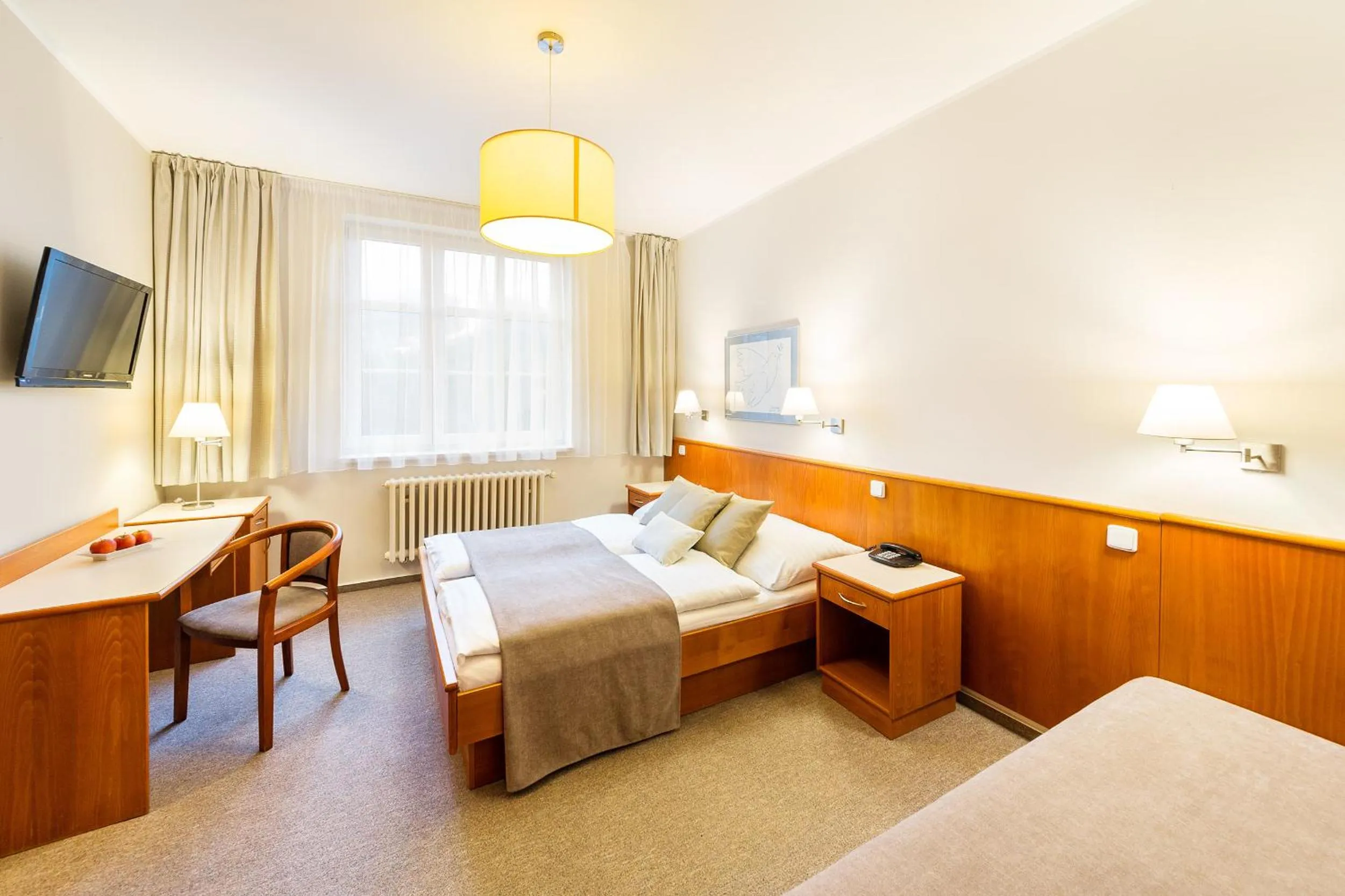 Bedroom, Bed in Hotel Sněžka