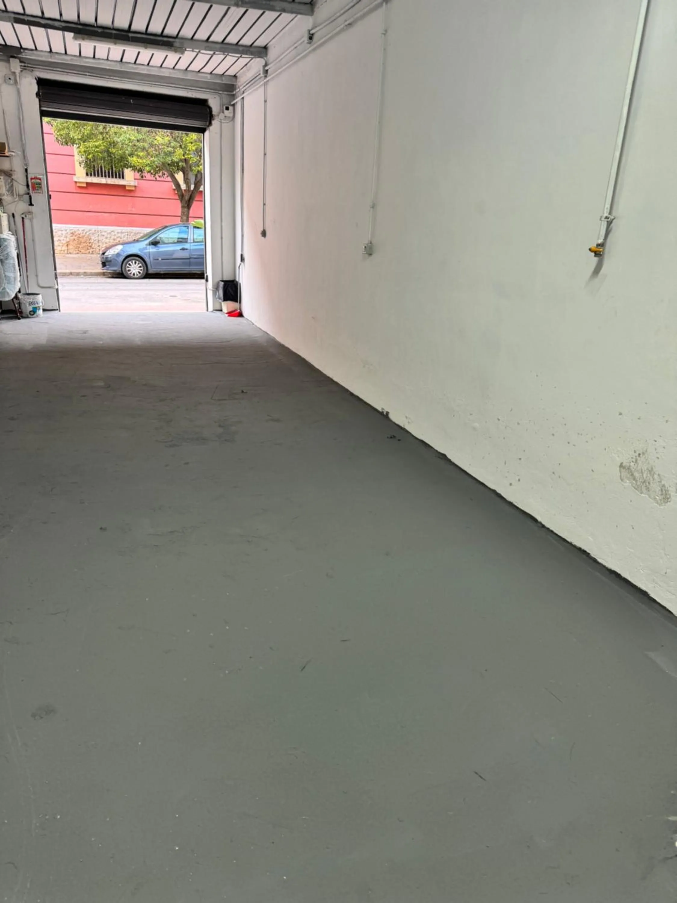 Parking in B&B Elles con parcheggio interno