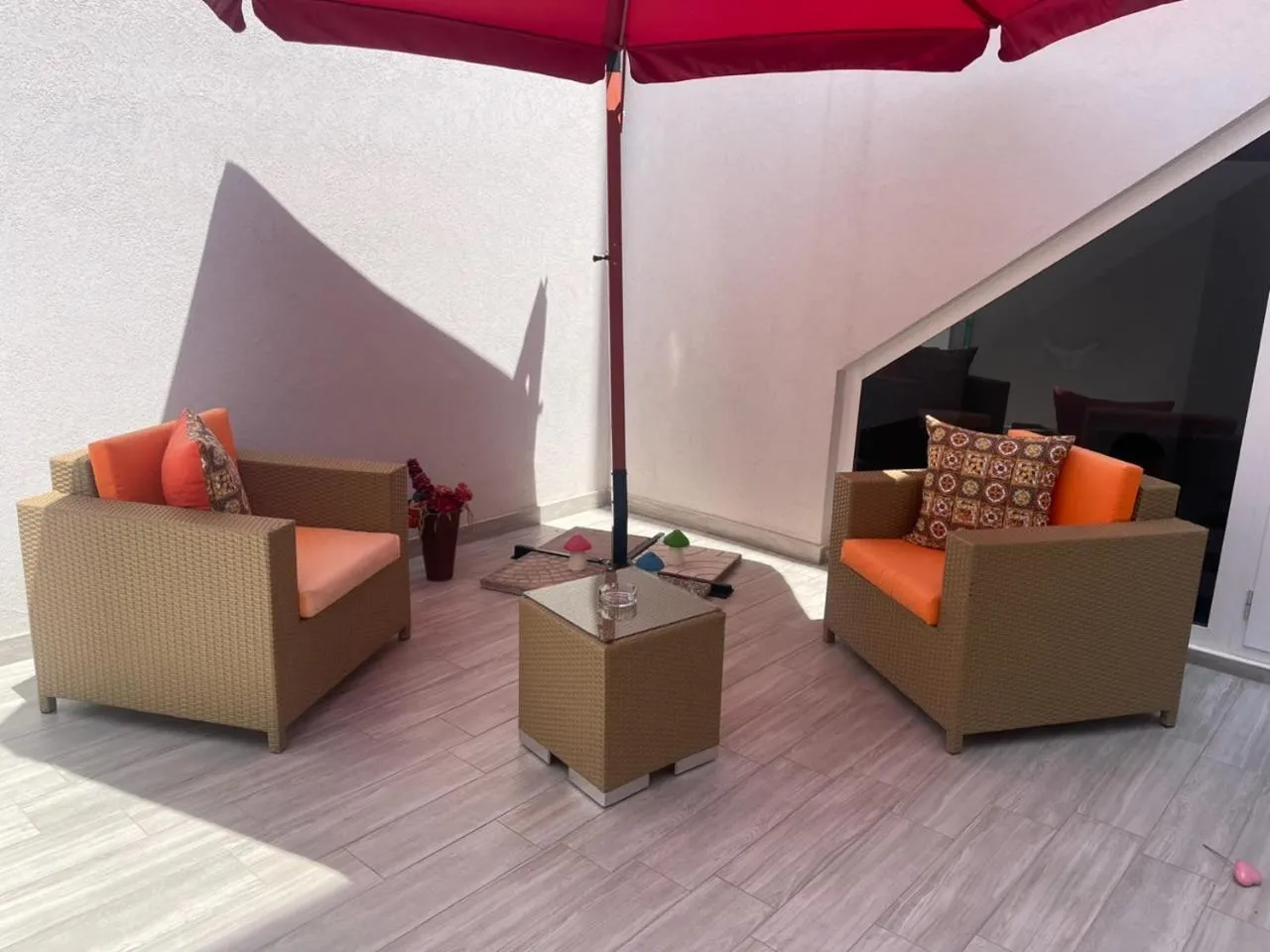 Balcony/Terrace in B&B Elles con parcheggio interno