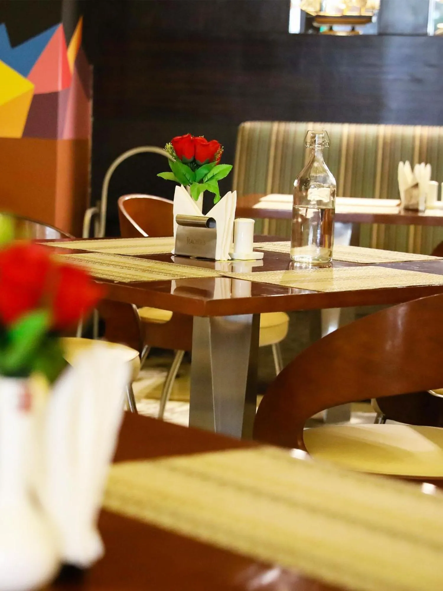 Restaurant/places to eat in Hotel DS Clarks Inn Gurgaon