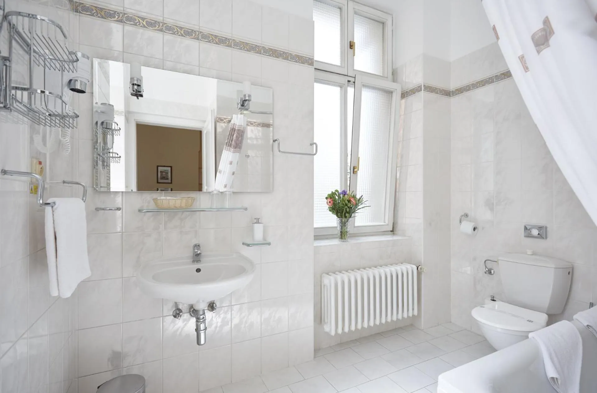 Bathroom in Hotel Sirius