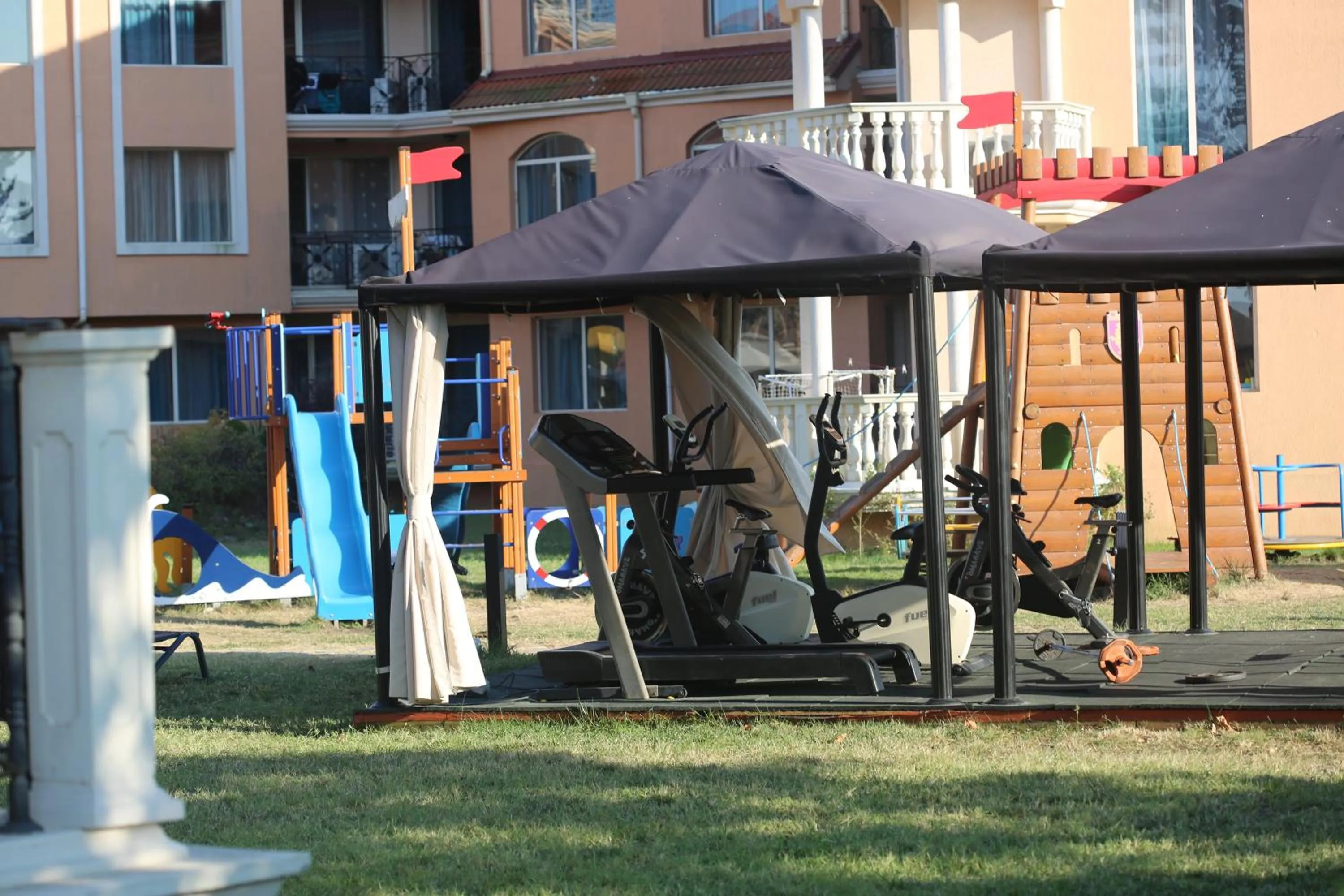 Day in Touristic Complex Hacienda Beach Apartments Sozopol