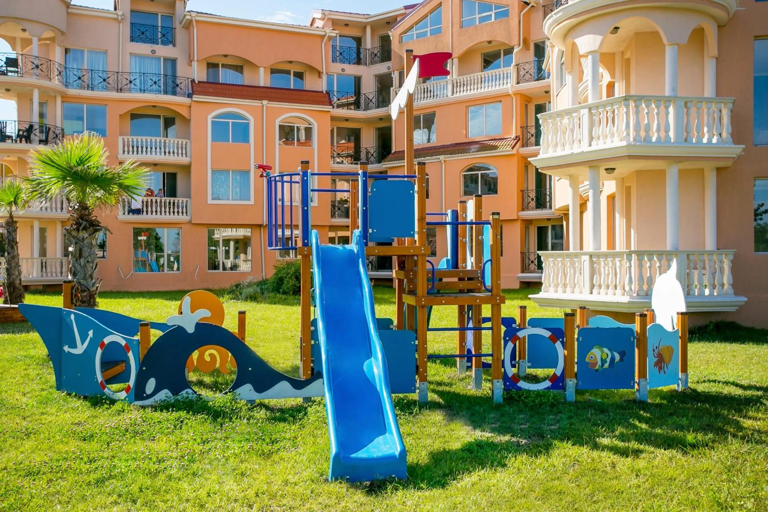 Day in Touristic Complex Hacienda Beach Apartments Sozopol