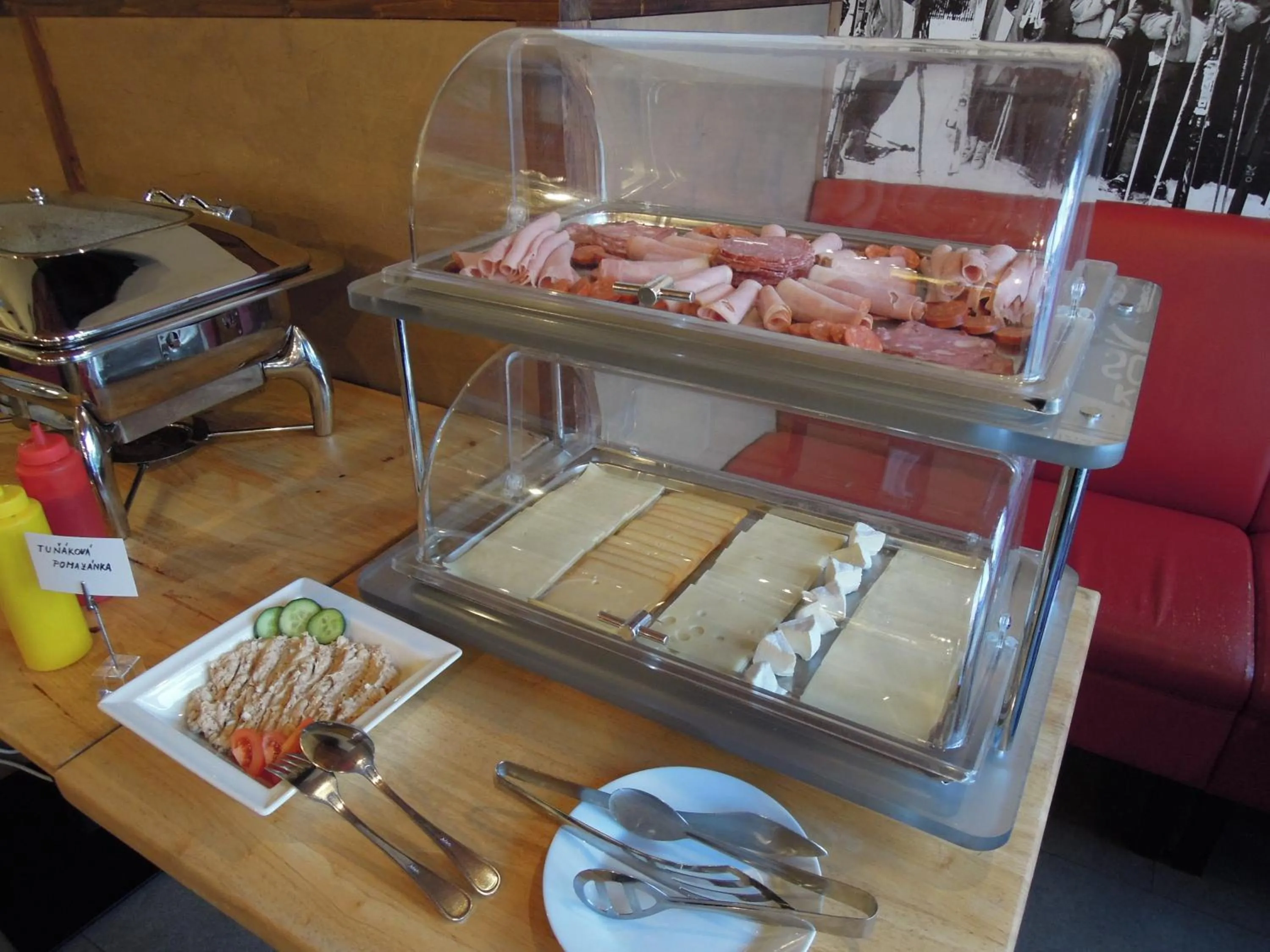 Breakfast in Hotel U Kabinky