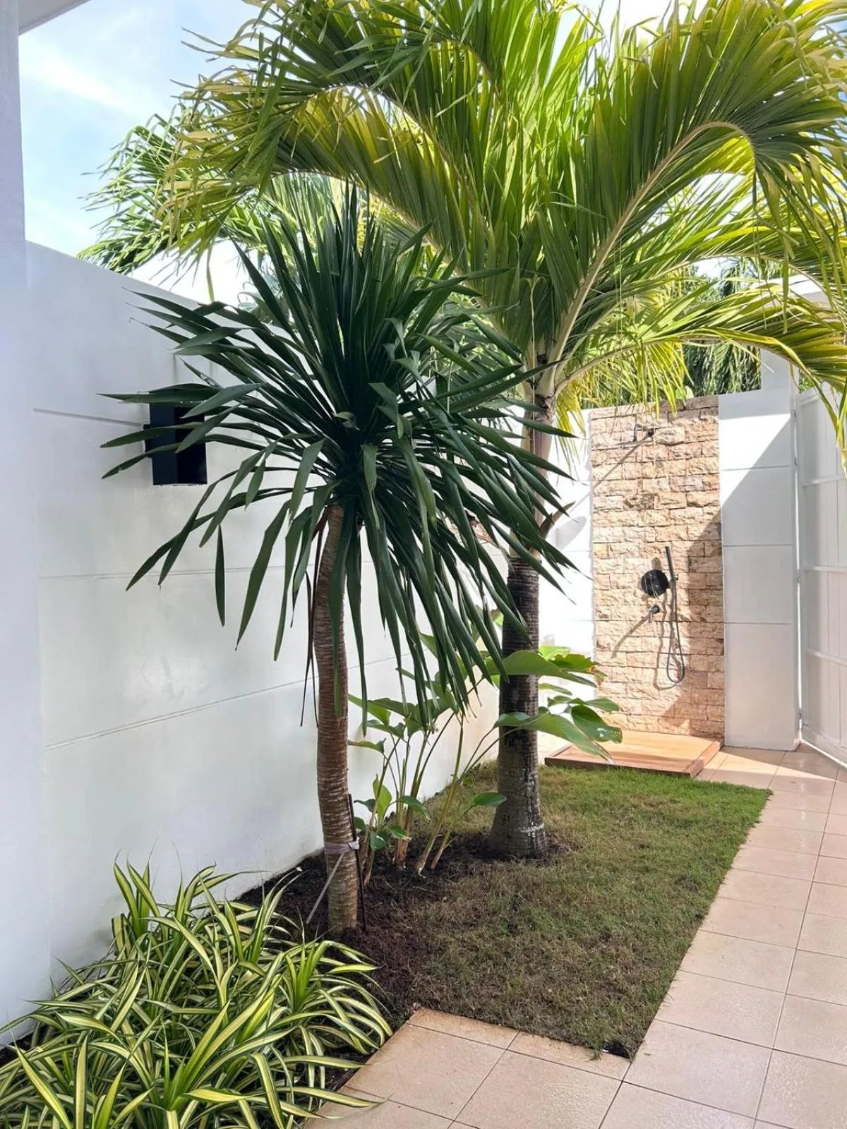 Garden in Pineale Villas, Resort and Spa