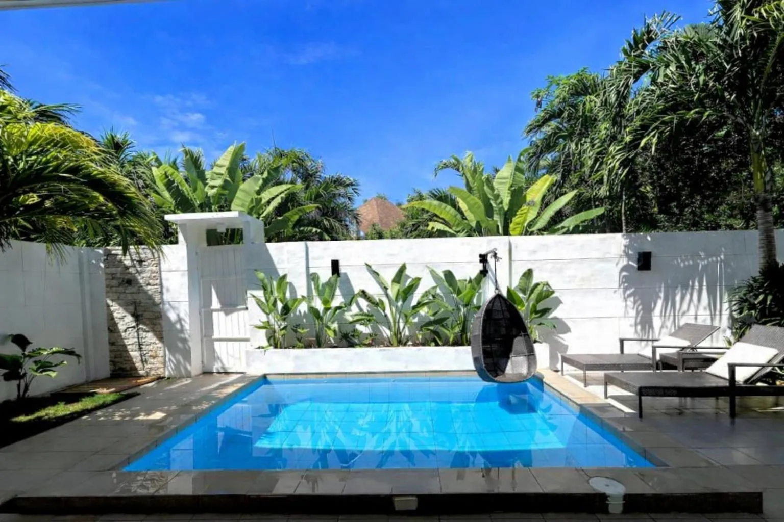 Pool view in Pineale Villas, Resort and Spa