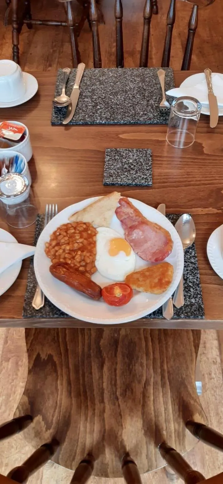 Food in Hildebrand Guest House