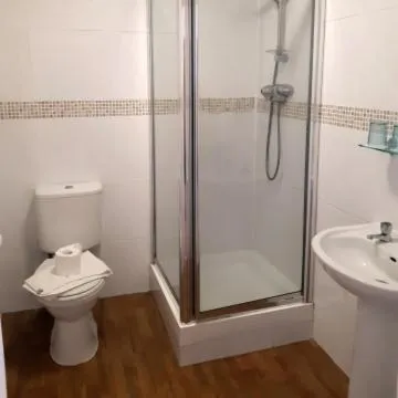 Bathroom in Hildebrand Guest House