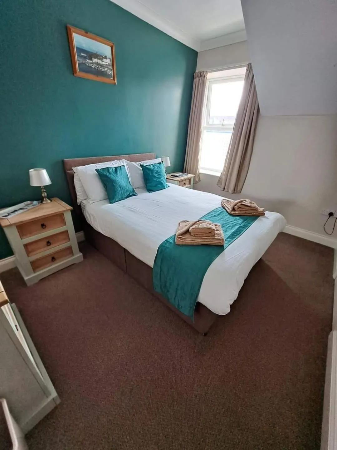 Bedroom, Bed in Hildebrand Guest House