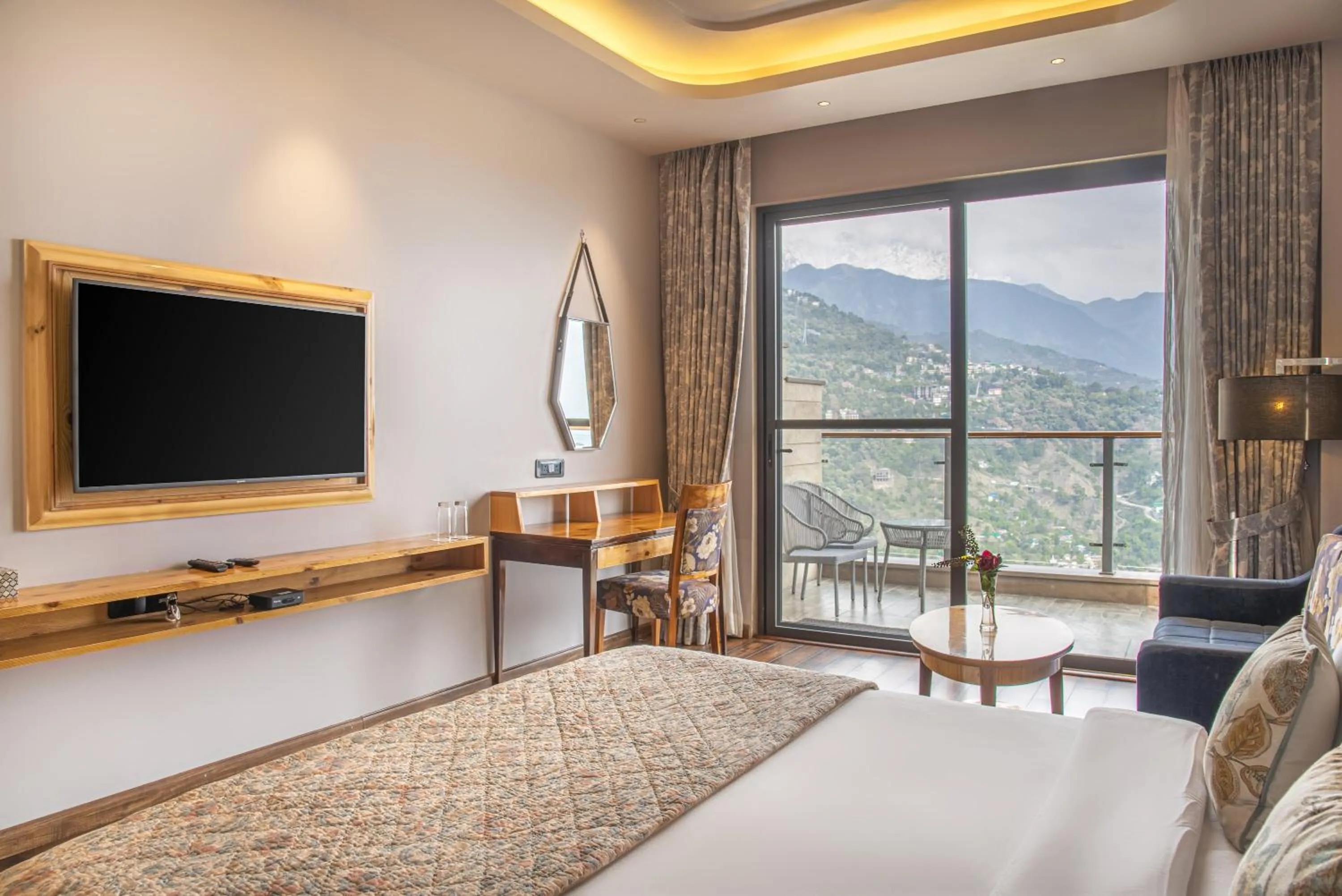 Bed in Echor Mandara TreeVilla Dharamshala