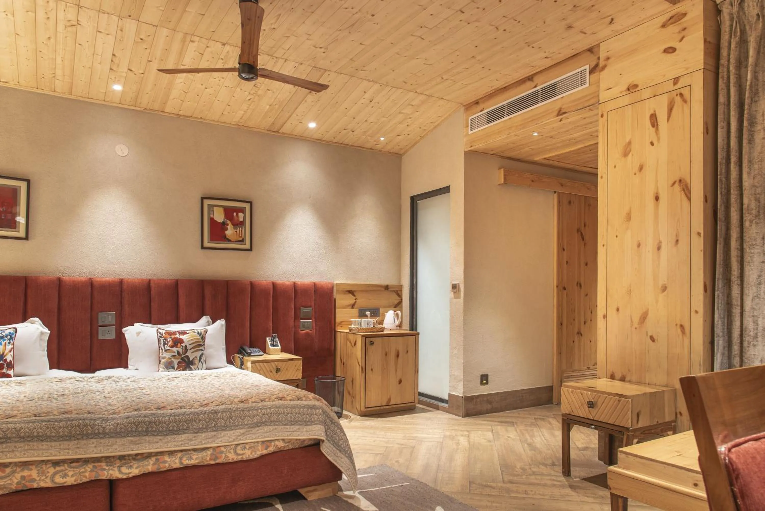 Bed in Echor Mandara TreeVilla Dharamshala