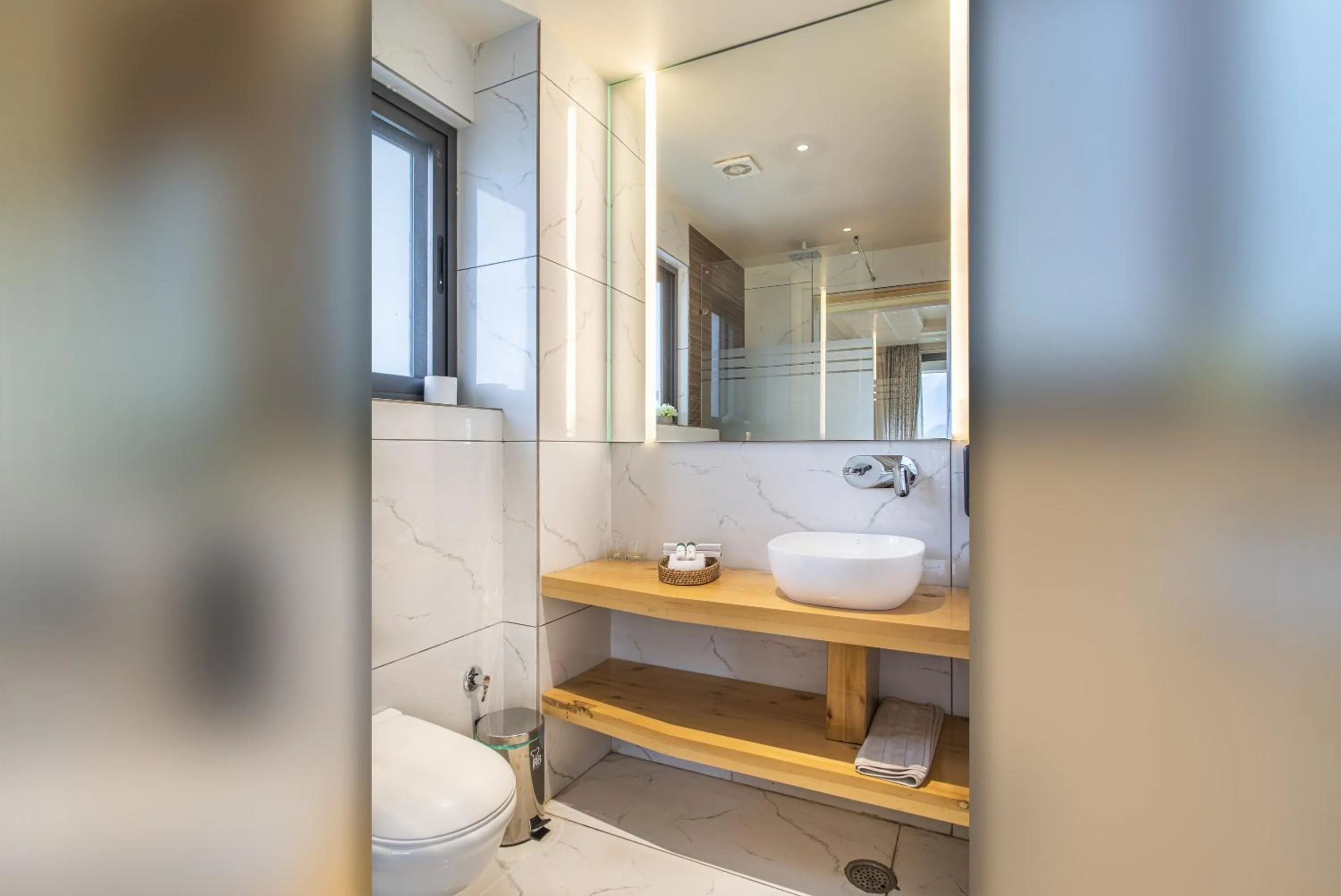 Shower in Echor Mandara TreeVilla Dharamshala