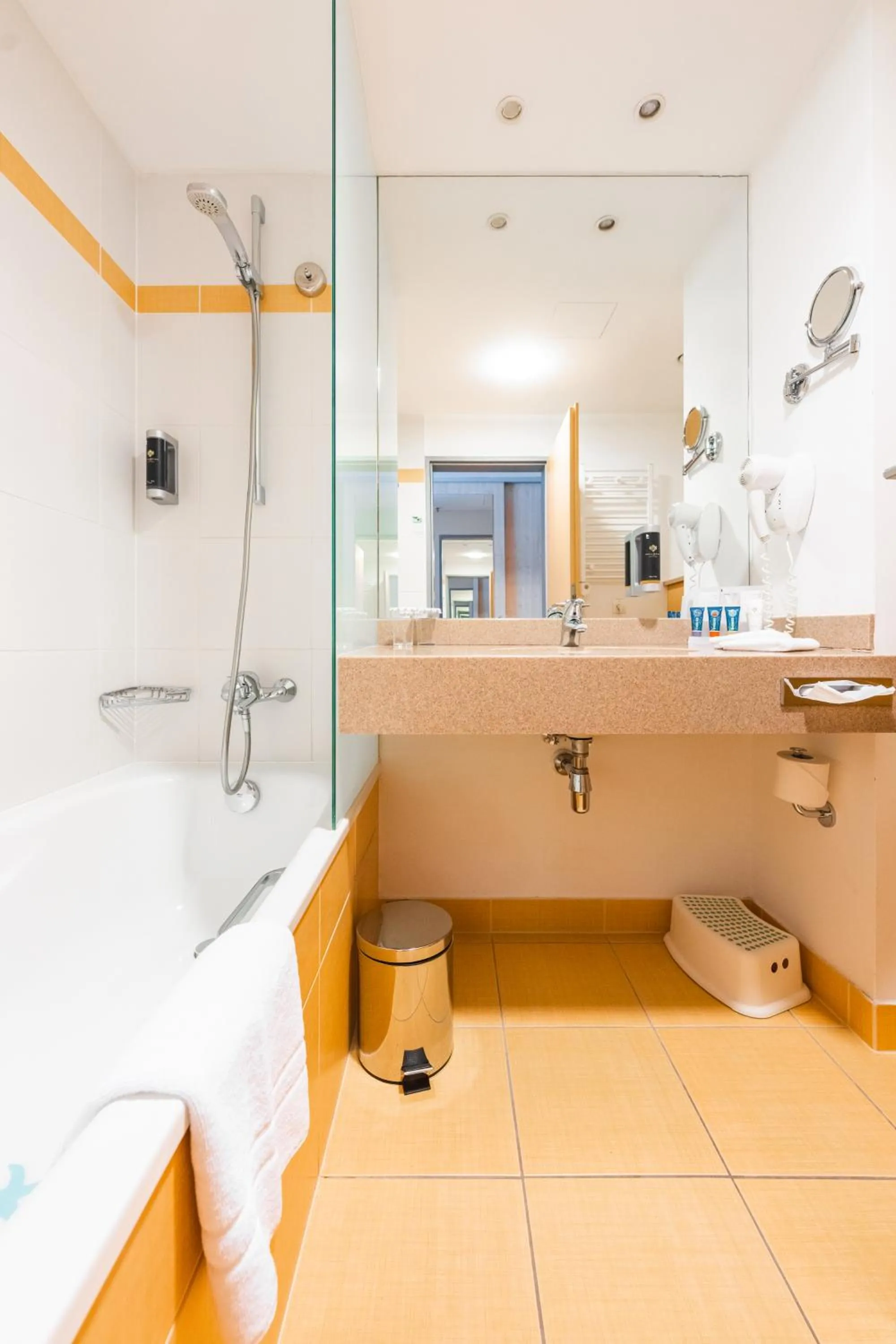 Shower in Aquapalace Hotel Prague