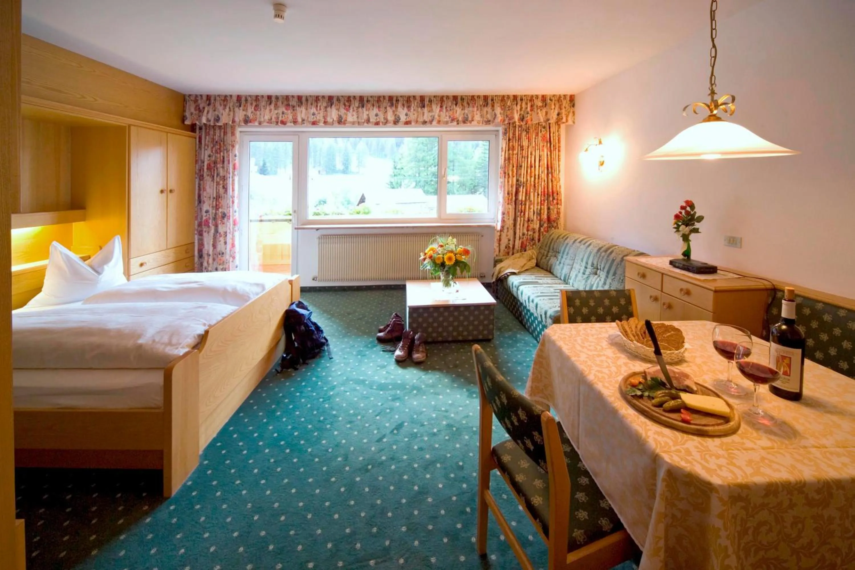 Bedroom, Bed in Residence Bad Moos