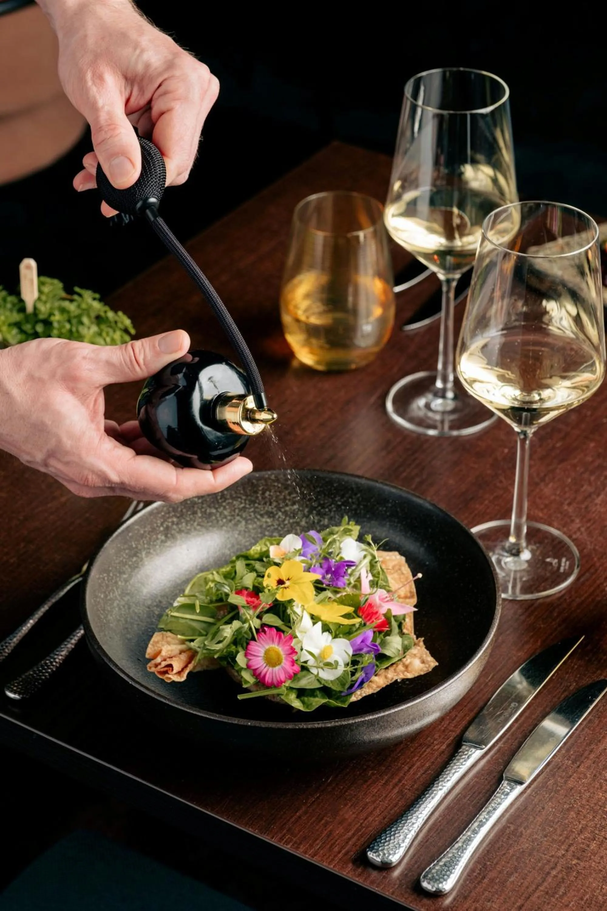 Restaurant/places to eat in Prague Marriott Hotel