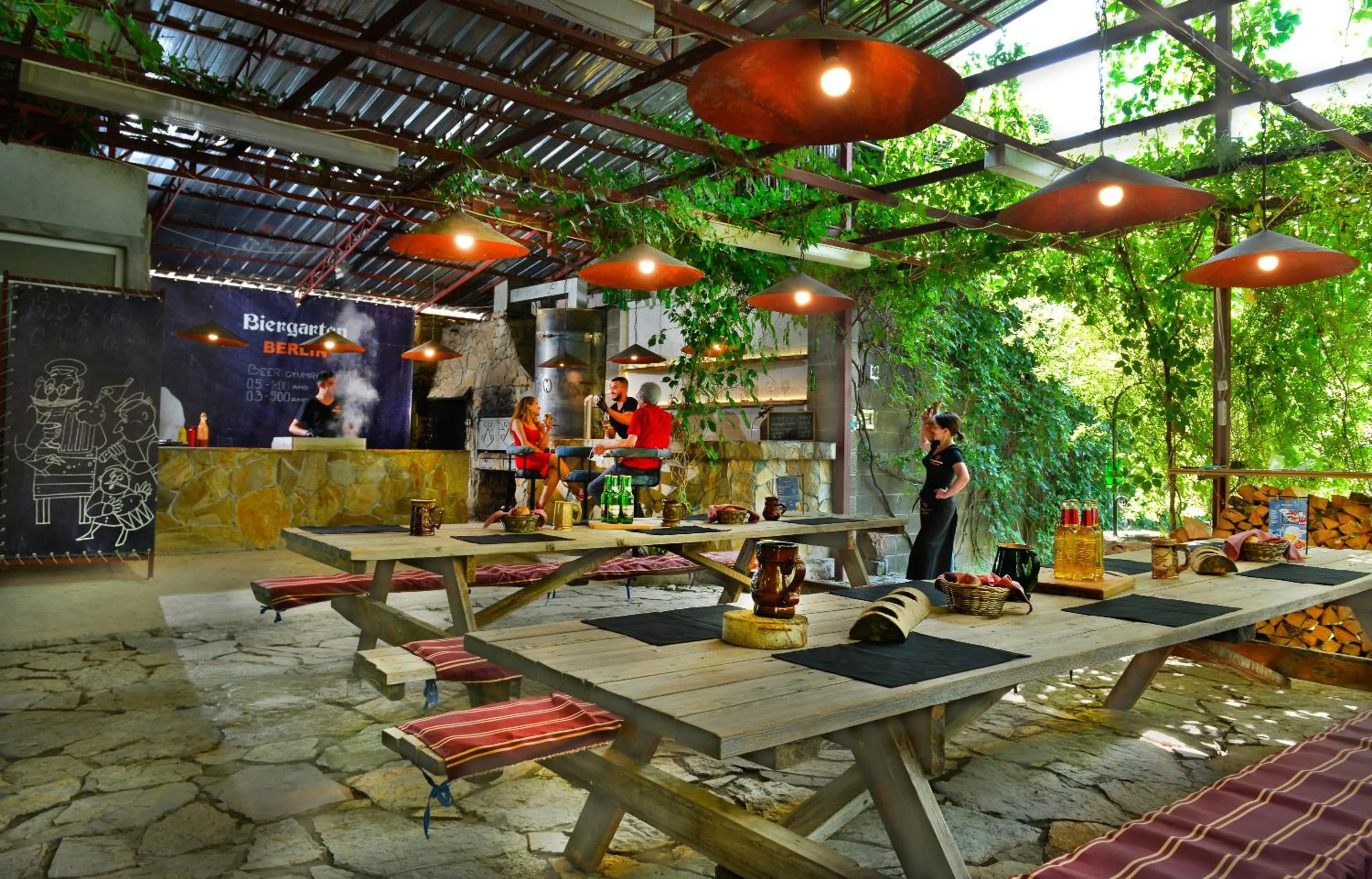 Restaurant/places to eat in Berlin ART Hotel