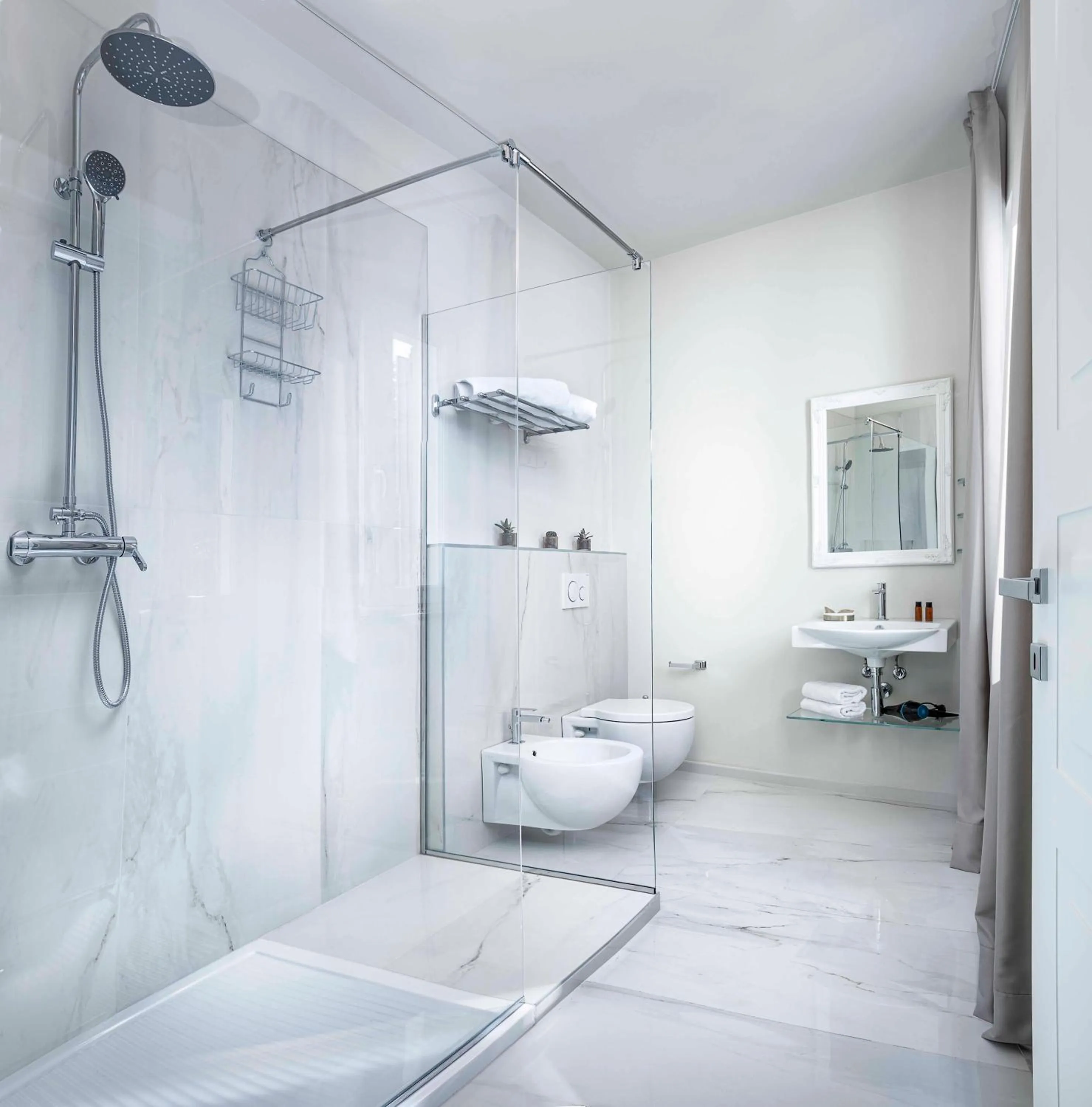 Shower in Villa Gremì - Monforte d'Alba