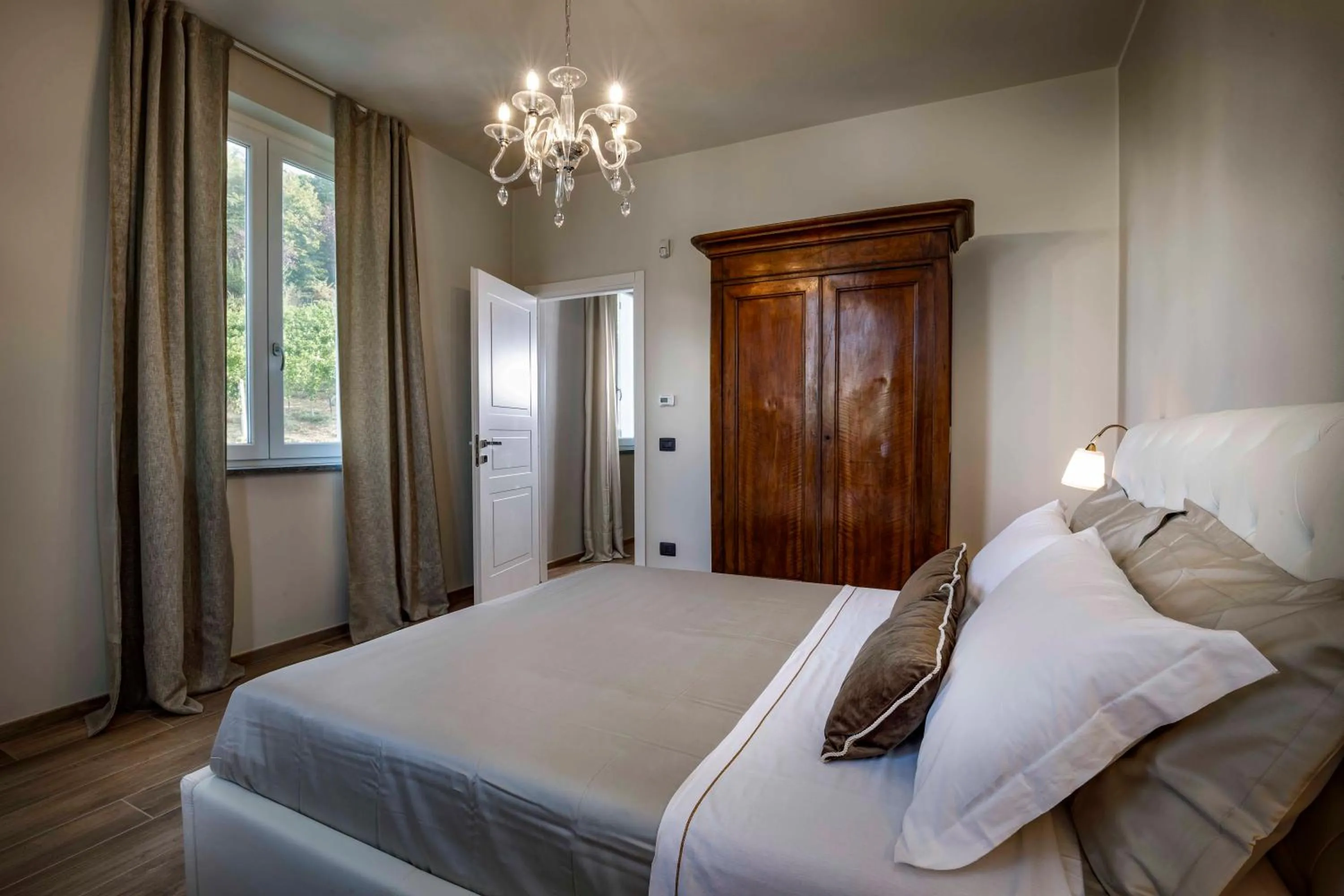 Bed in Villa Gremì - Monforte d'Alba