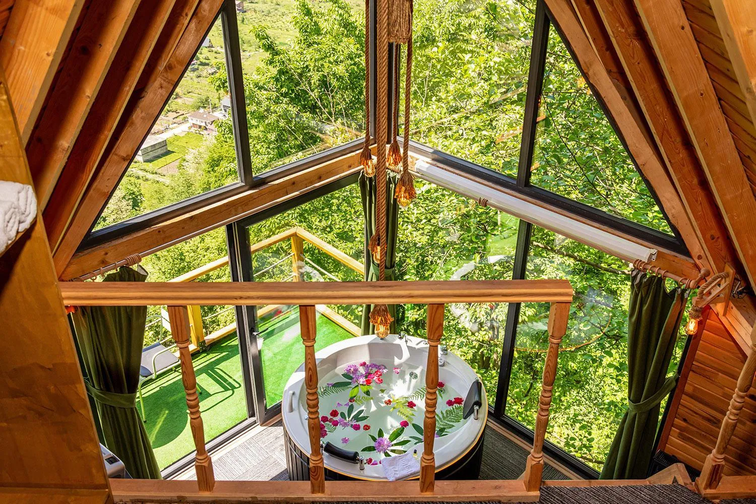 Patio in Pavri suit bungalov