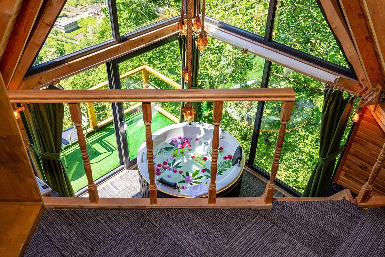 Patio in Pavri suit bungalov