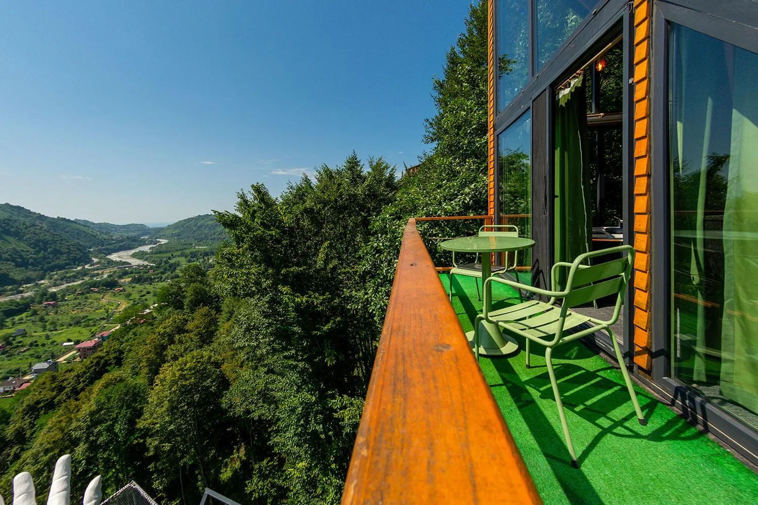 Natural landscape in Pavri suit bungalov