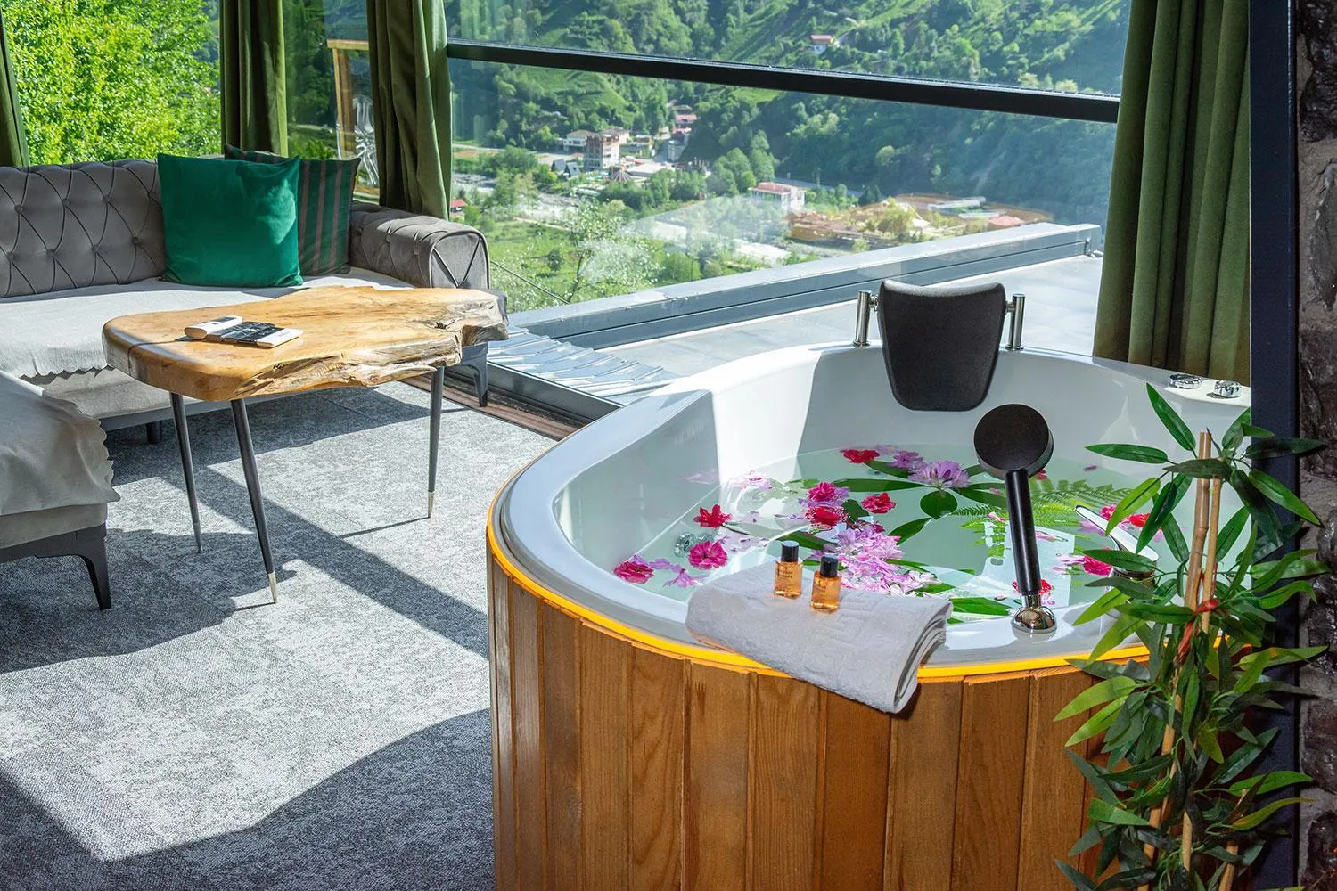 Patio in Pavri suit bungalov