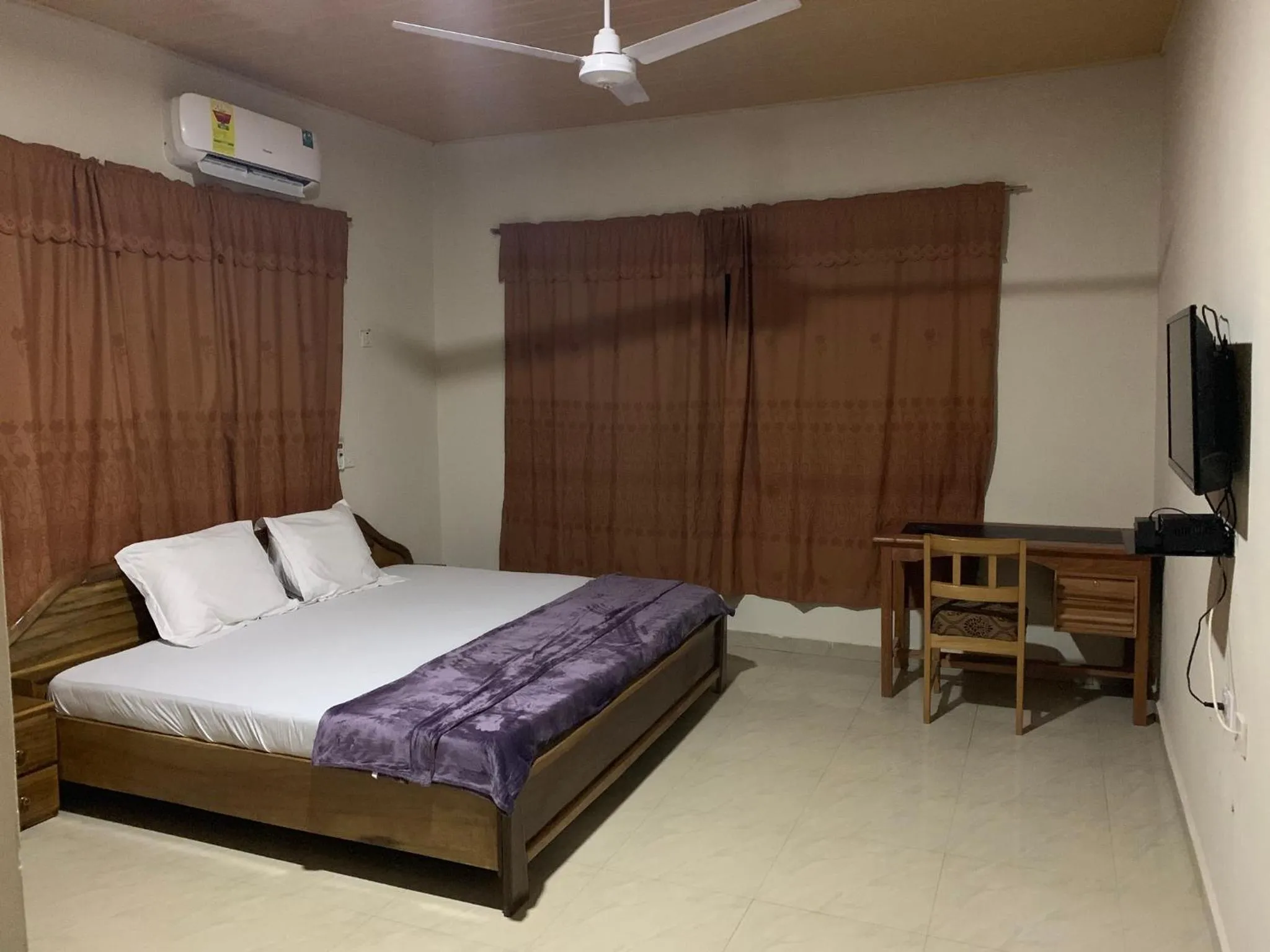 Bed in SWATSON HOTEL