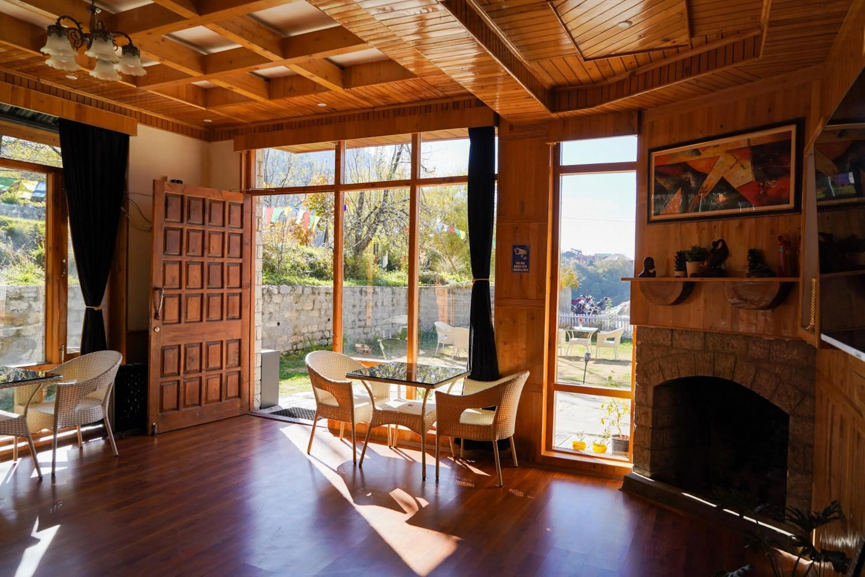 Living room in Amarys Boutique Stays Manali