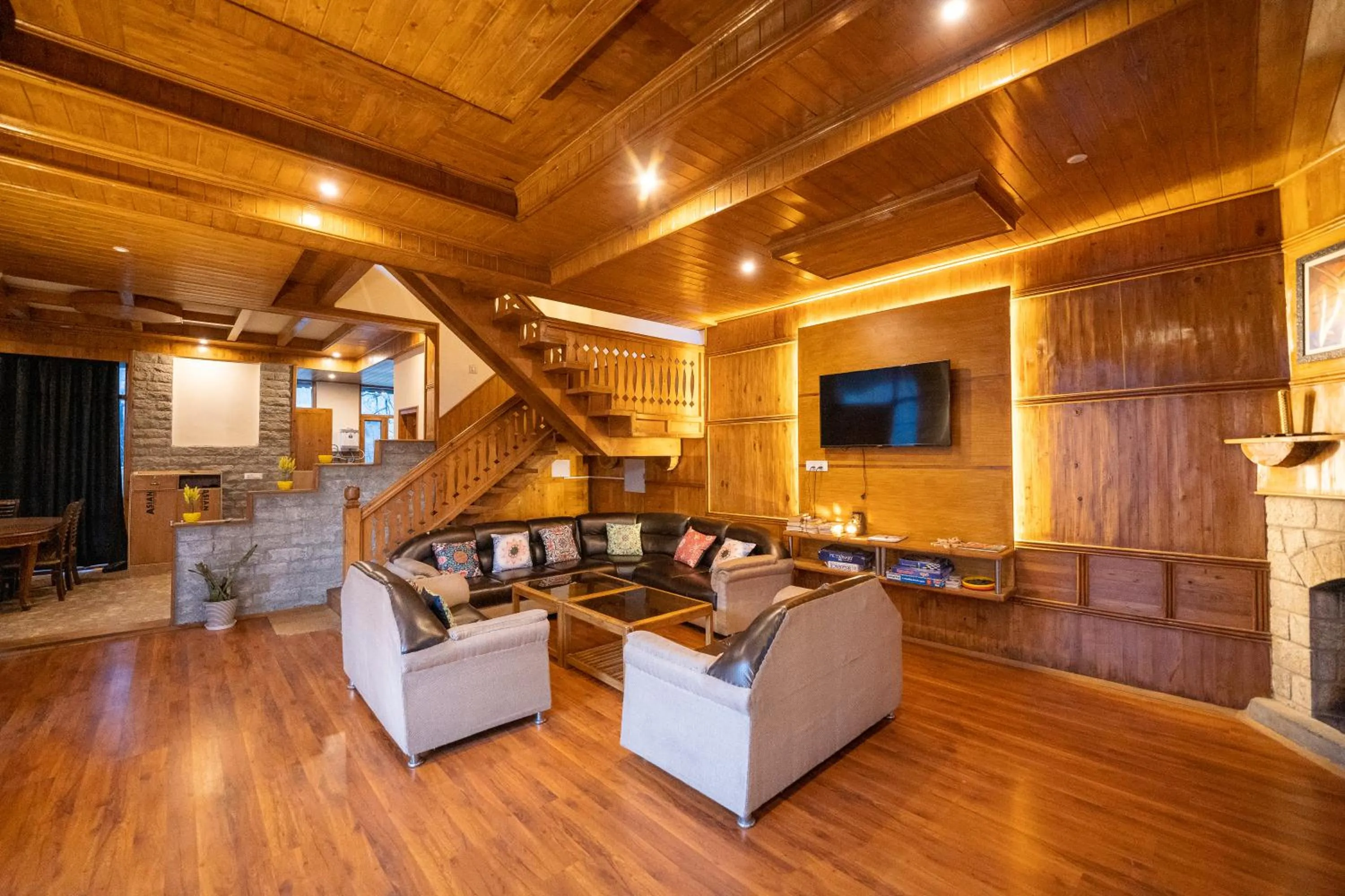 Living room in Amarys Boutique Stays Manali