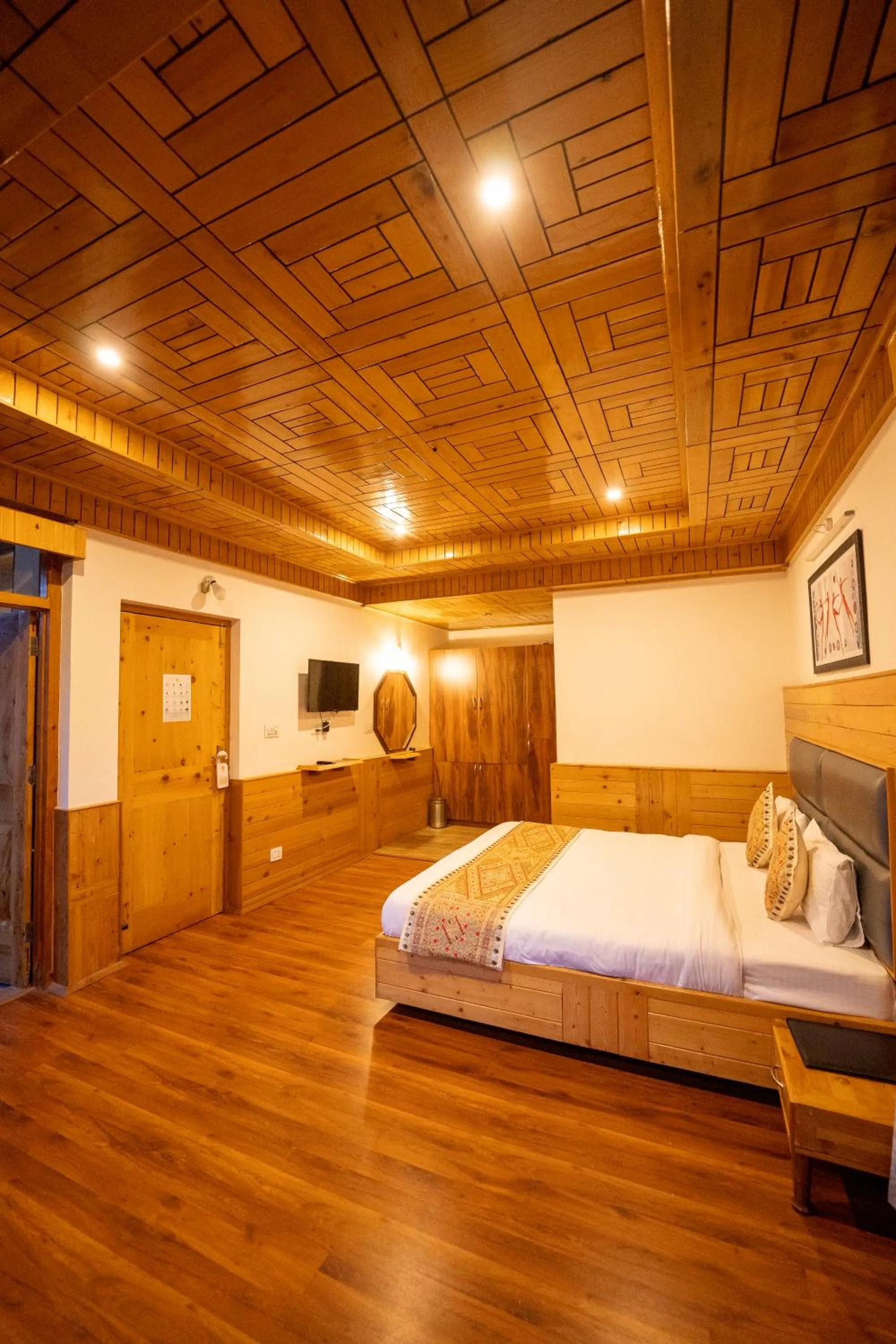 Photo of the whole room, Bed in Amarys Boutique Stays Manali