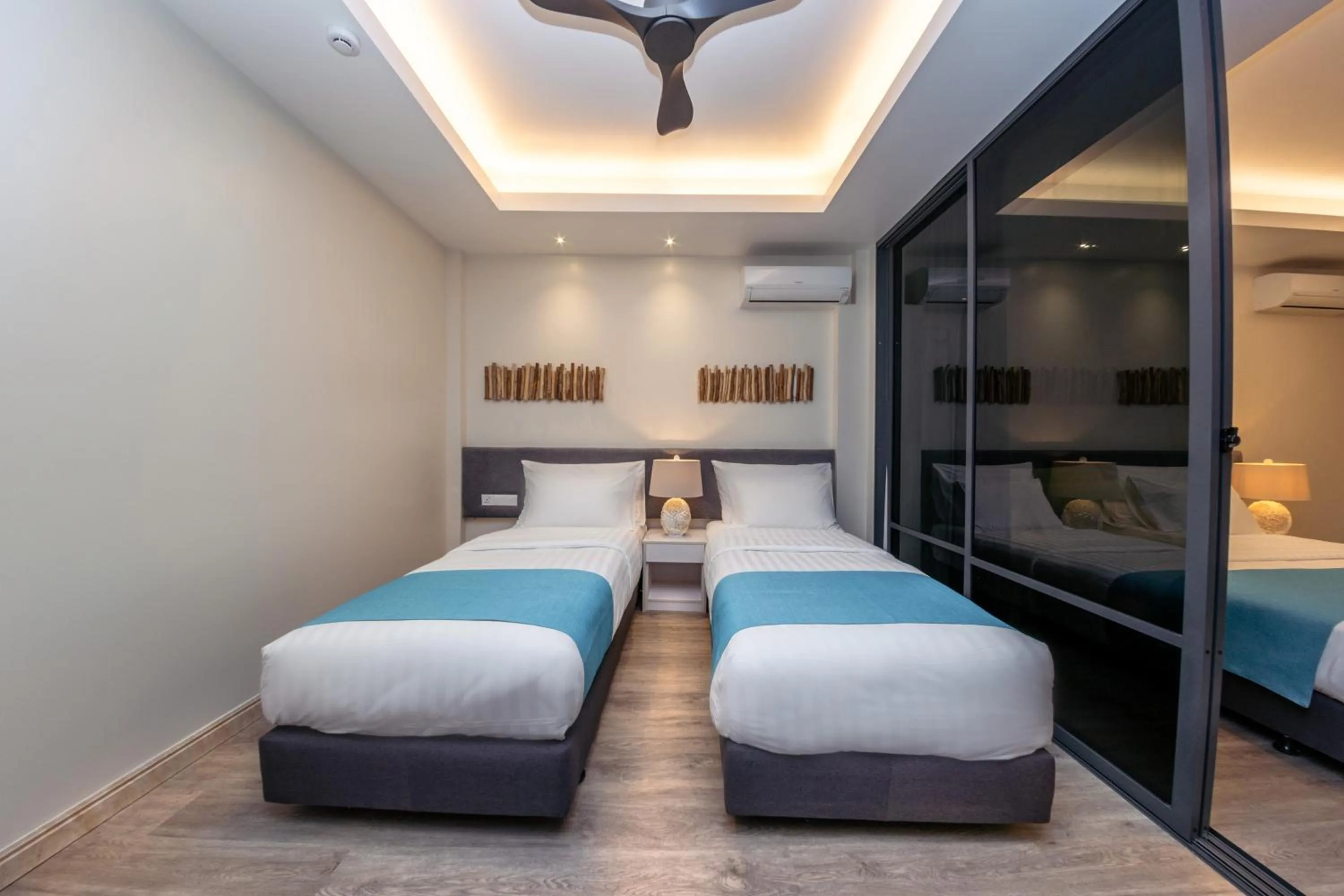 Bedroom, Bed in Sky Beach Maldives - Dhiffushi