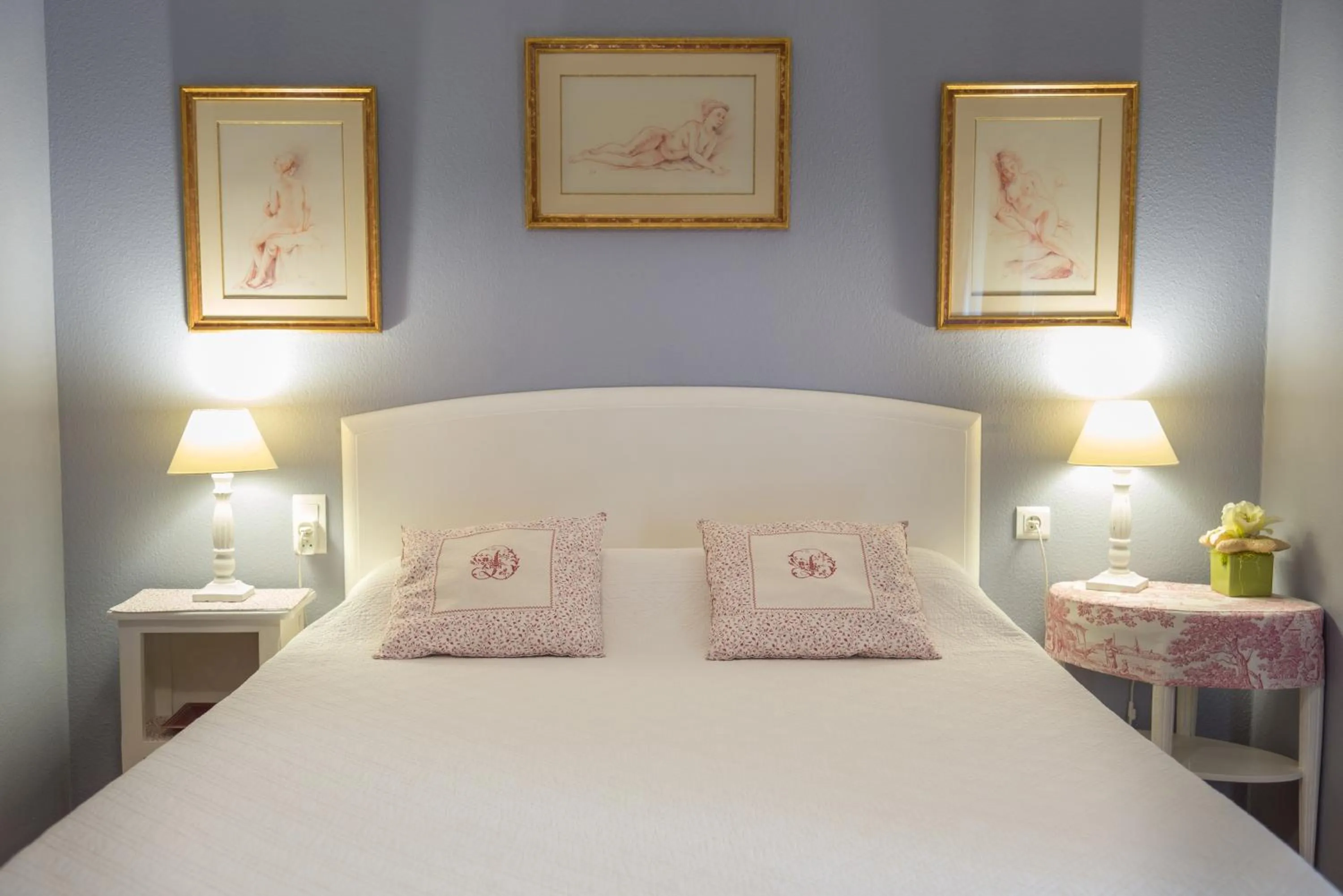 Bed in La Jouvenelle