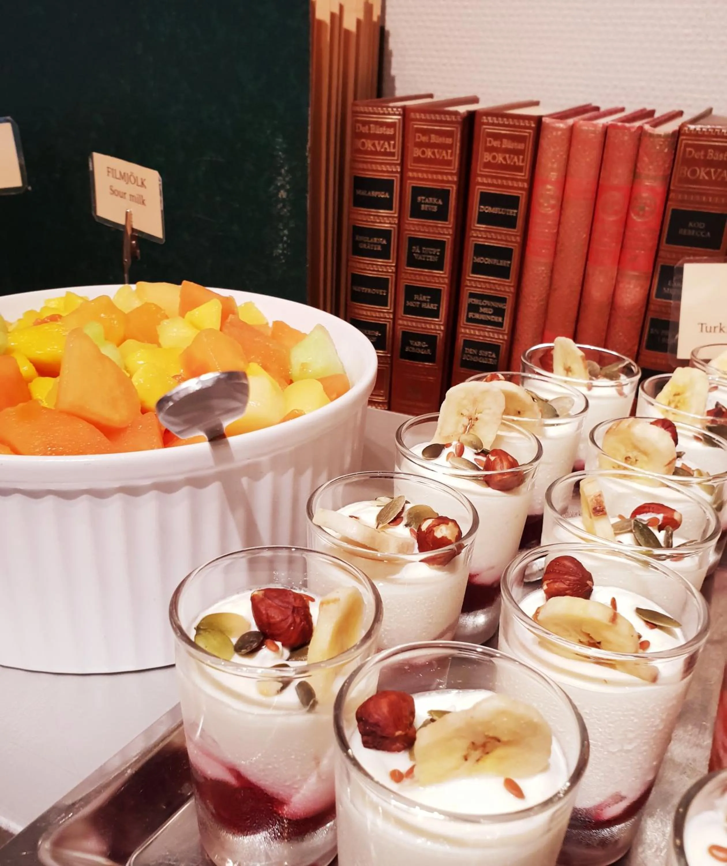 Buffet breakfast in Grenna Hotell