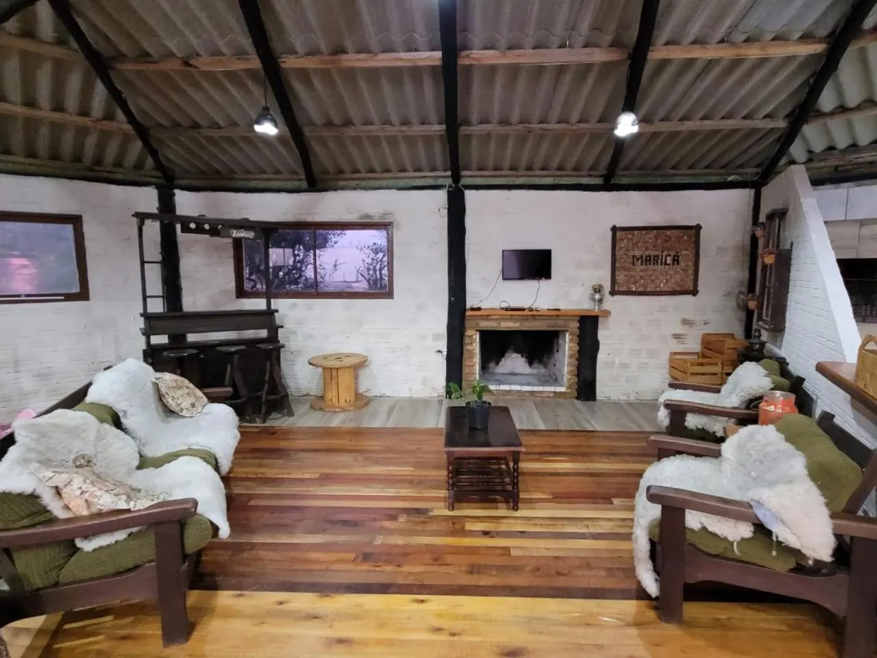 Pousada e Lazer MARICÁ