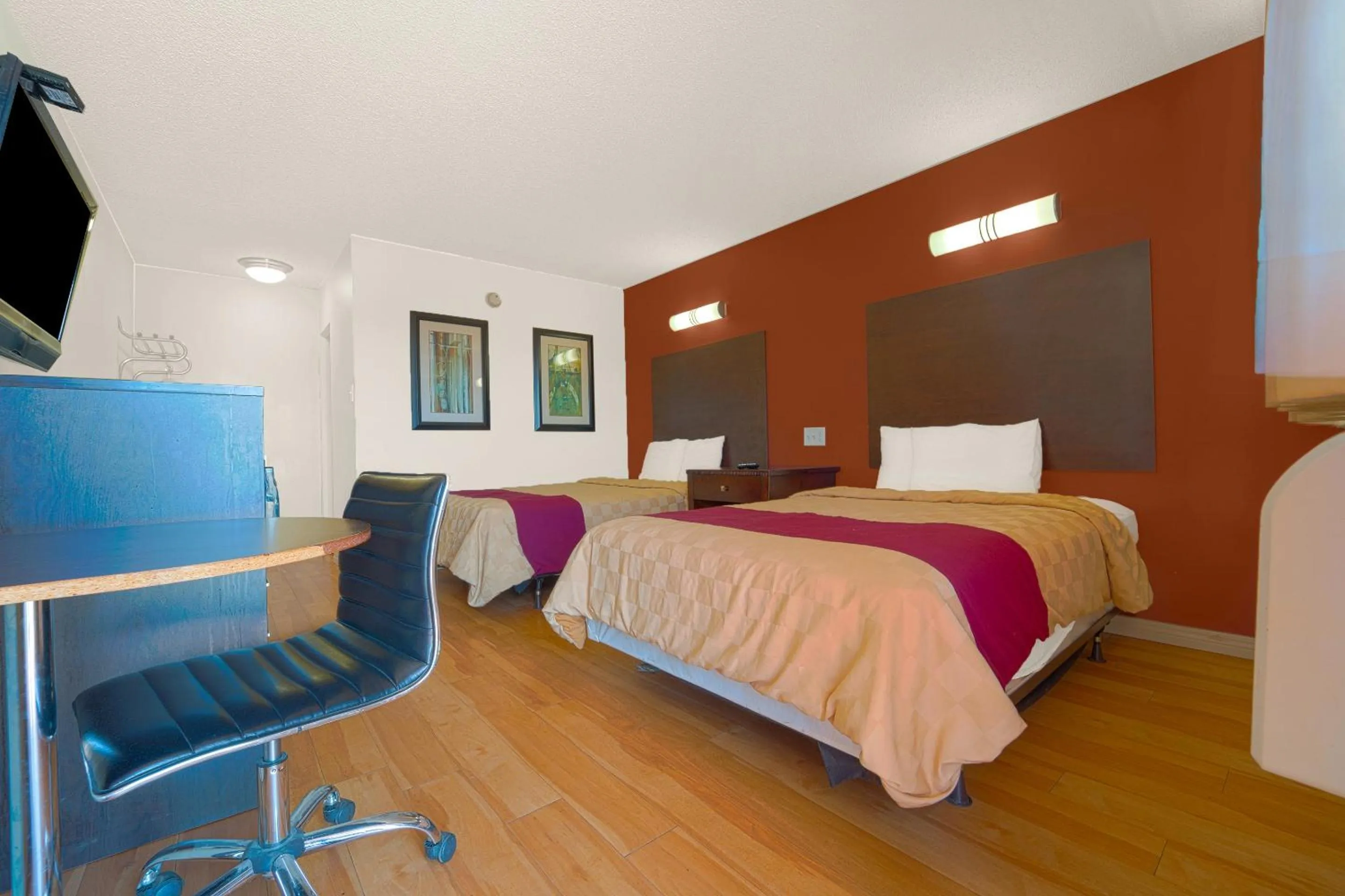 Bedroom, Bed in Mojave Hotel