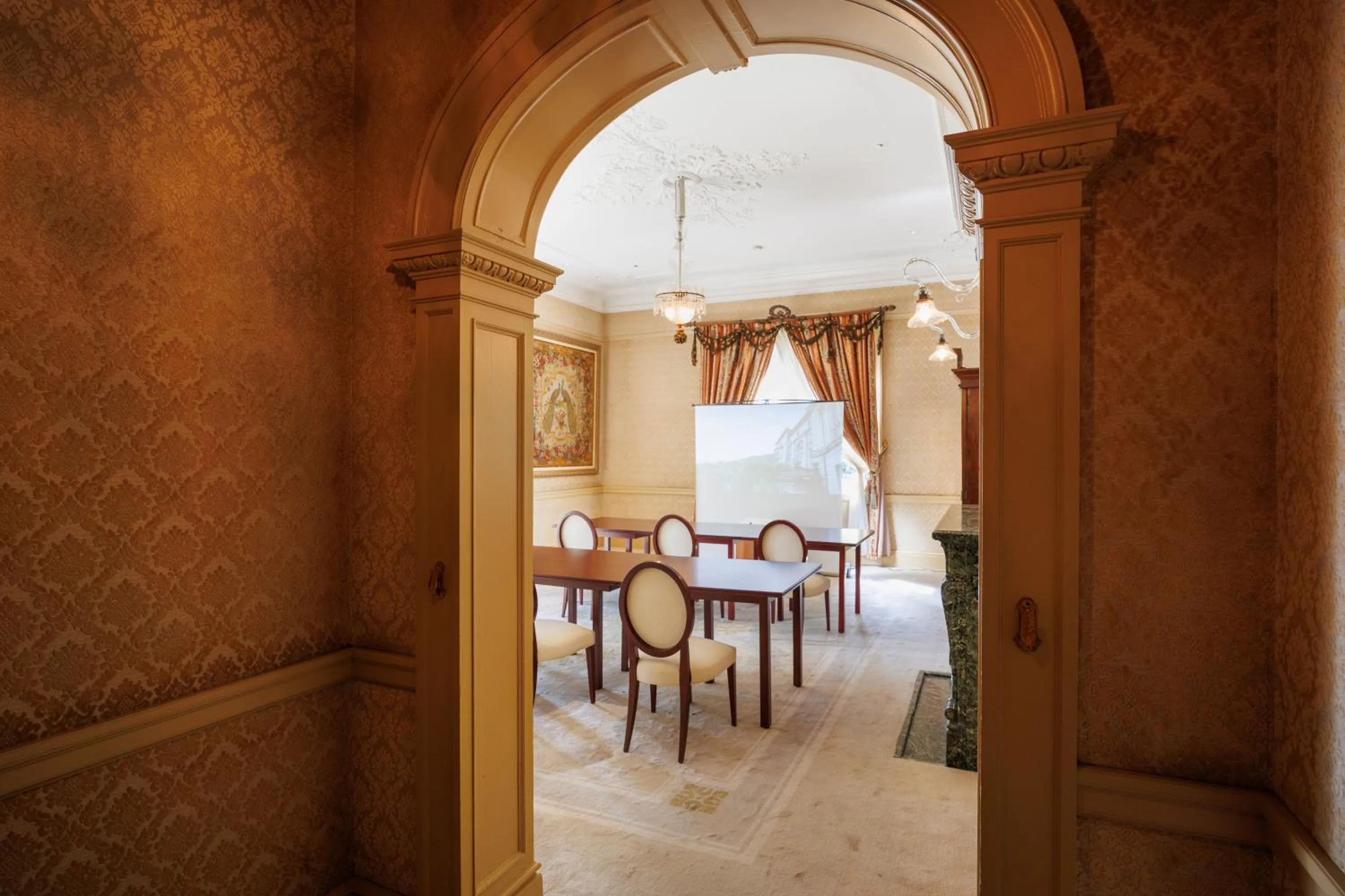 Dining area in Hotel Chourakukan Kyoto Gion 長楽館 京都