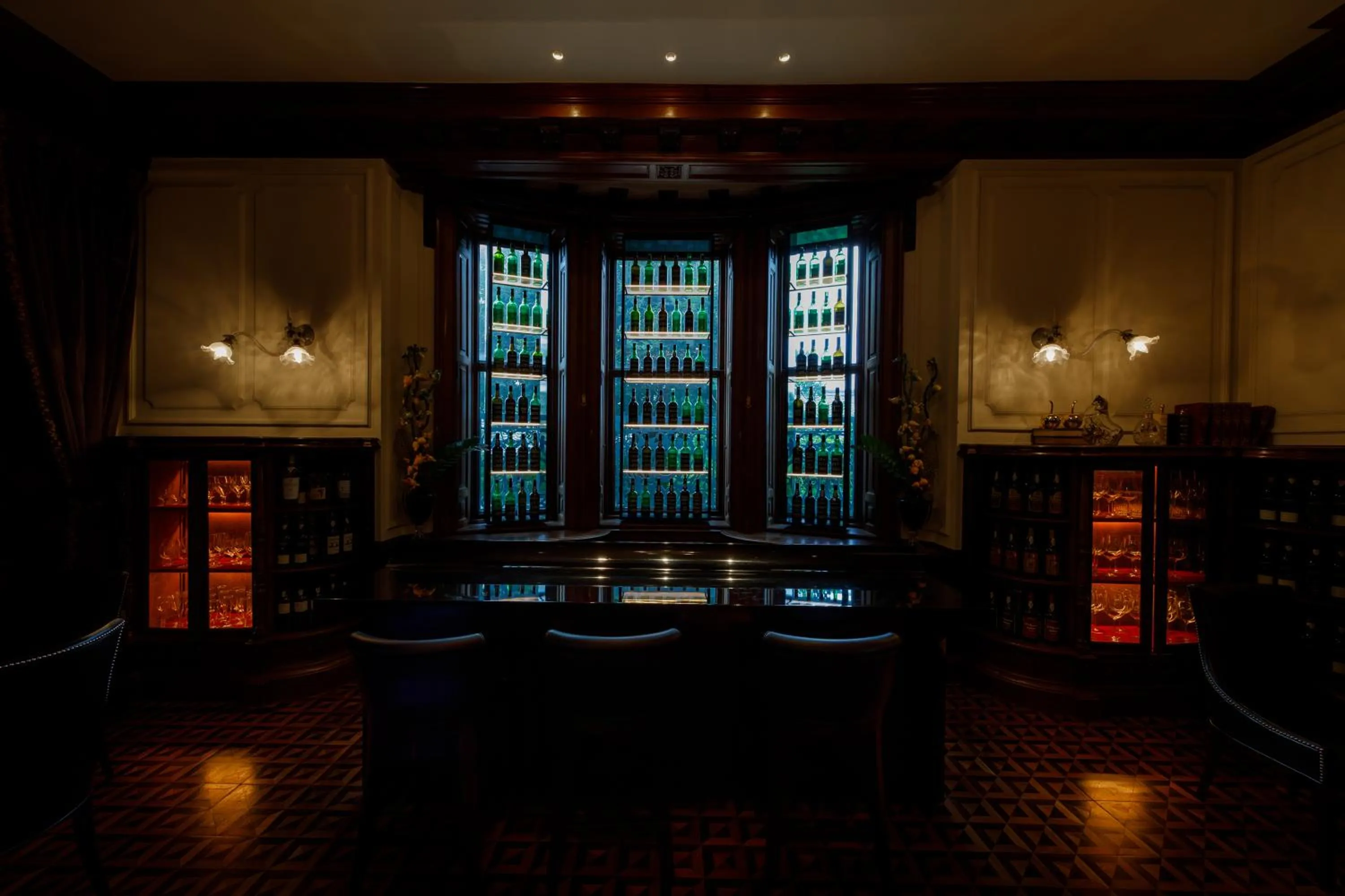 Lounge or bar in Hotel Chourakukan Kyoto Gion 長楽館 京都