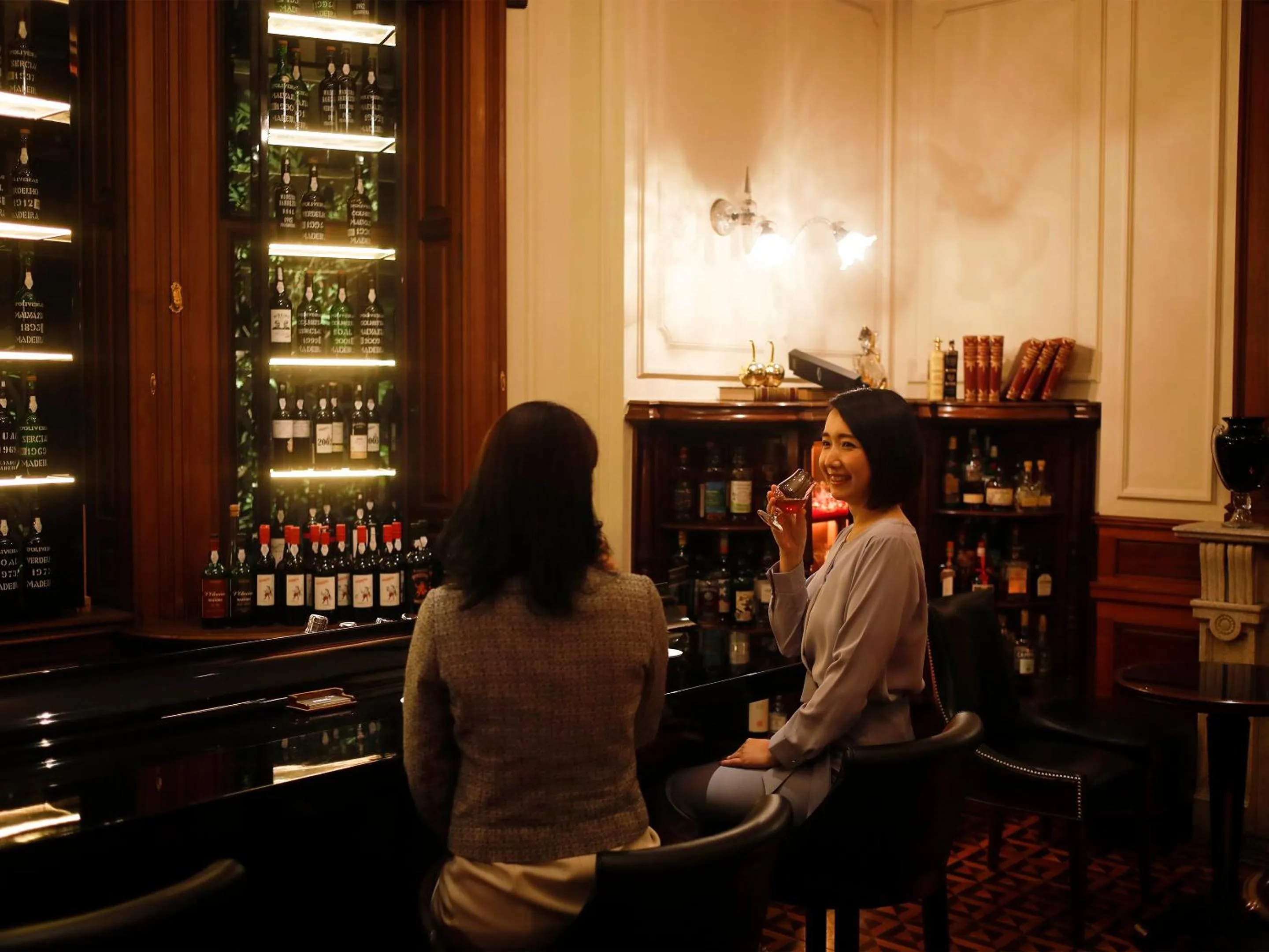 People in Hotel Chourakukan Kyoto Gion 長楽館 京都