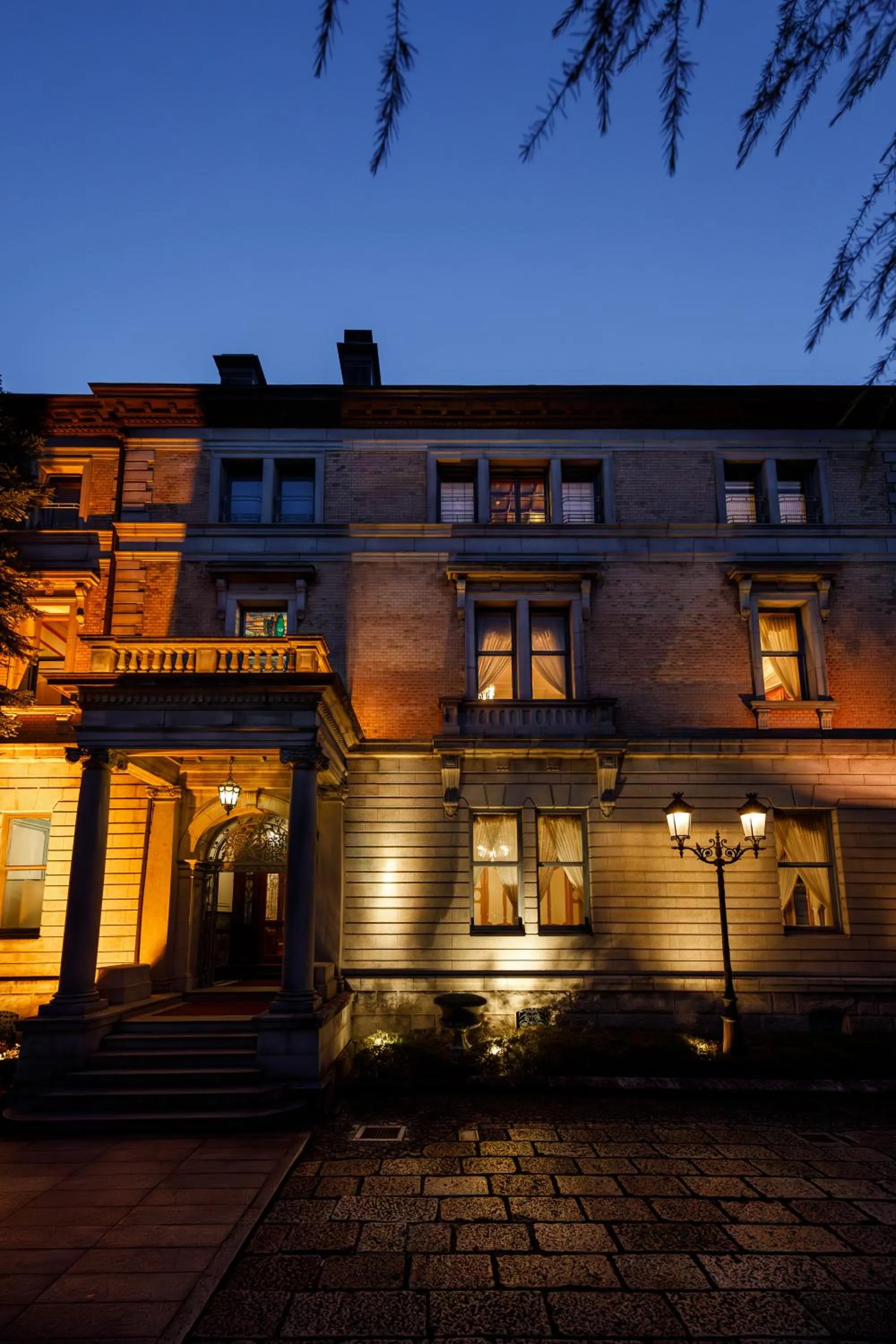 Property building in Hotel Chourakukan Kyoto Gion 長楽館 京都