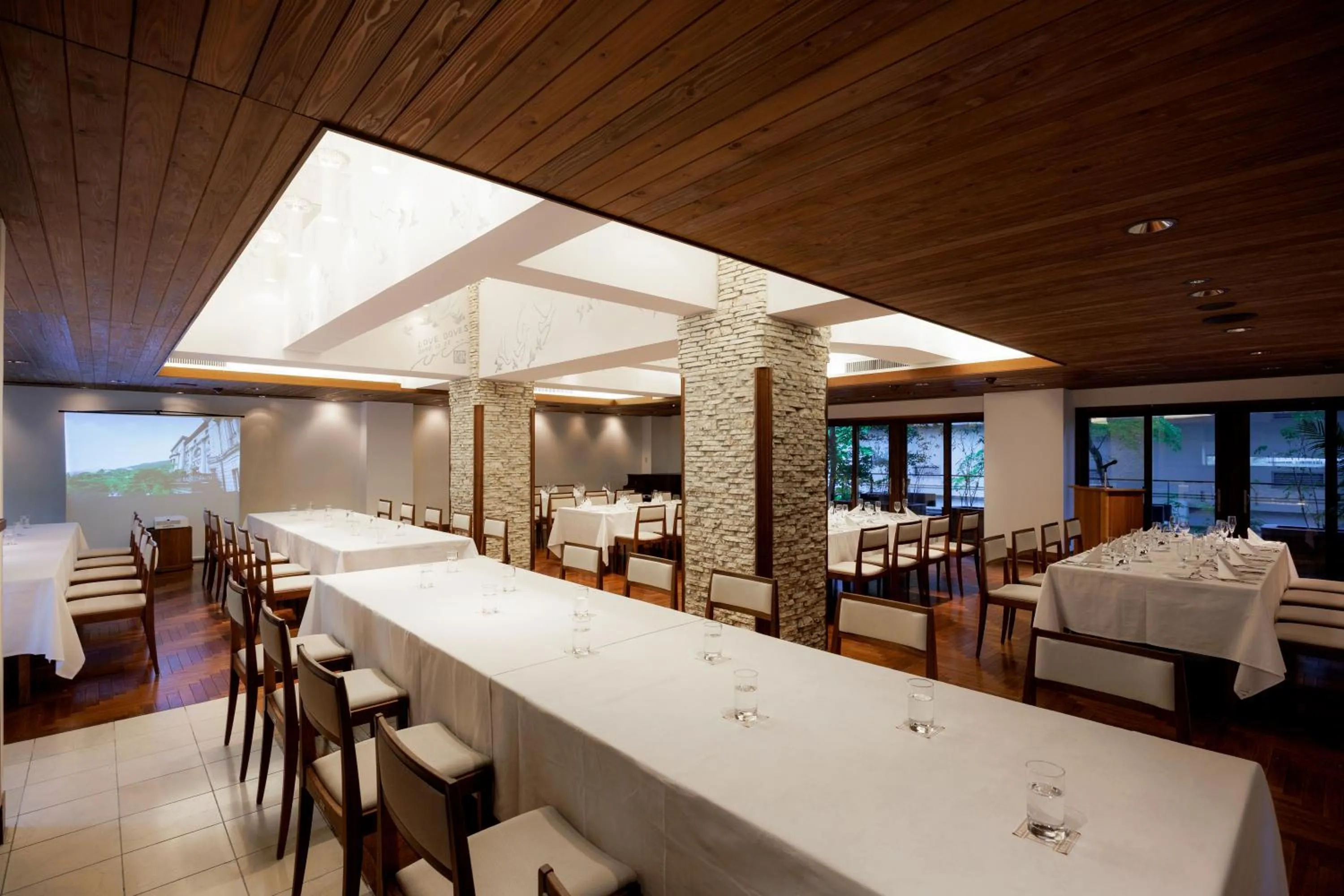 Restaurant/places to eat in Hotel Chourakukan Kyoto Gion 長楽館 京都